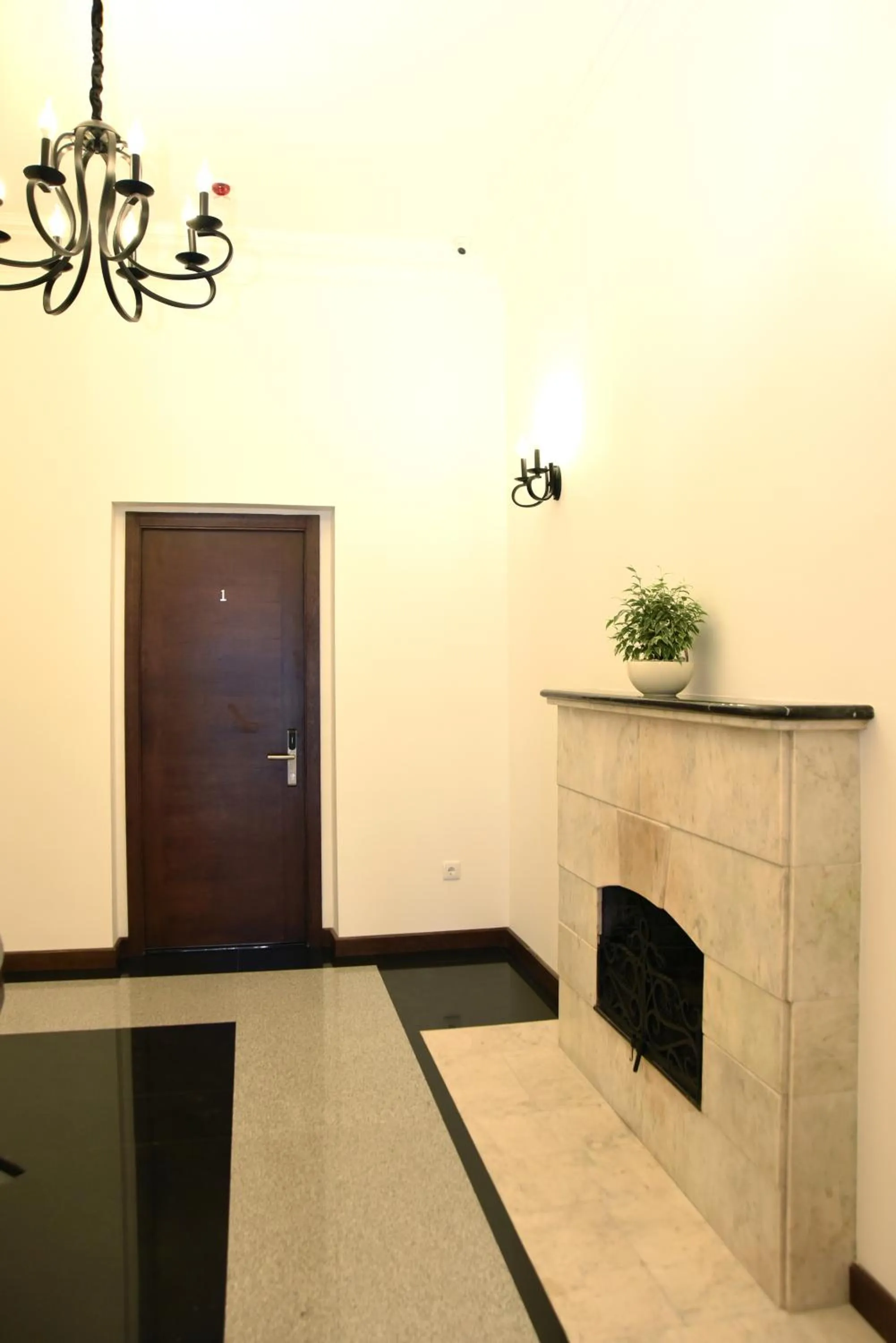 Property building in R&R Hotel