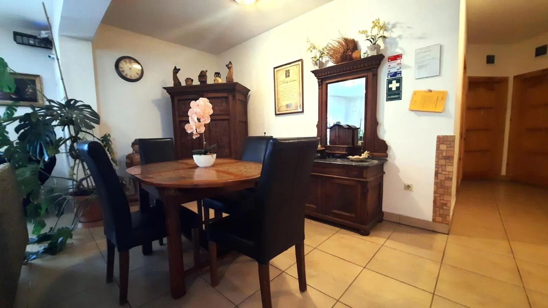 Airport Budapest Sarokhaz Panzio