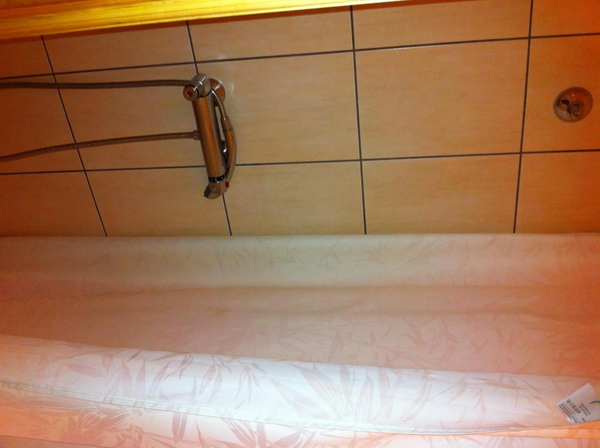 Bathroom in Sarokhaz Panzio