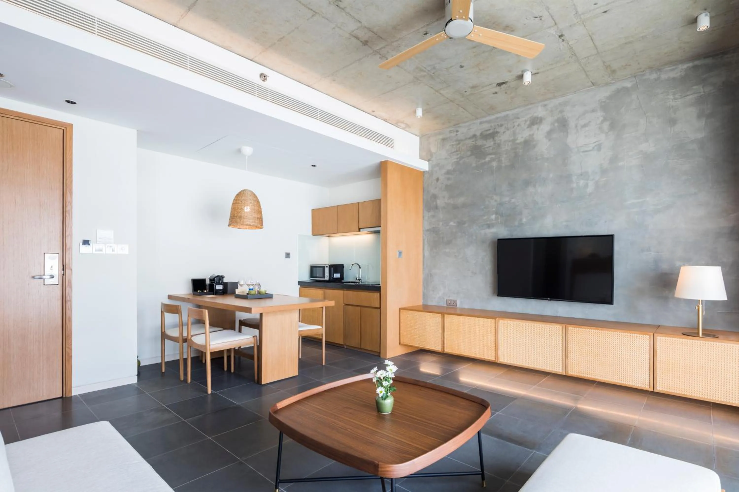 Kitchen or kitchenette in Chicland Boutique Danang Beach Hotel