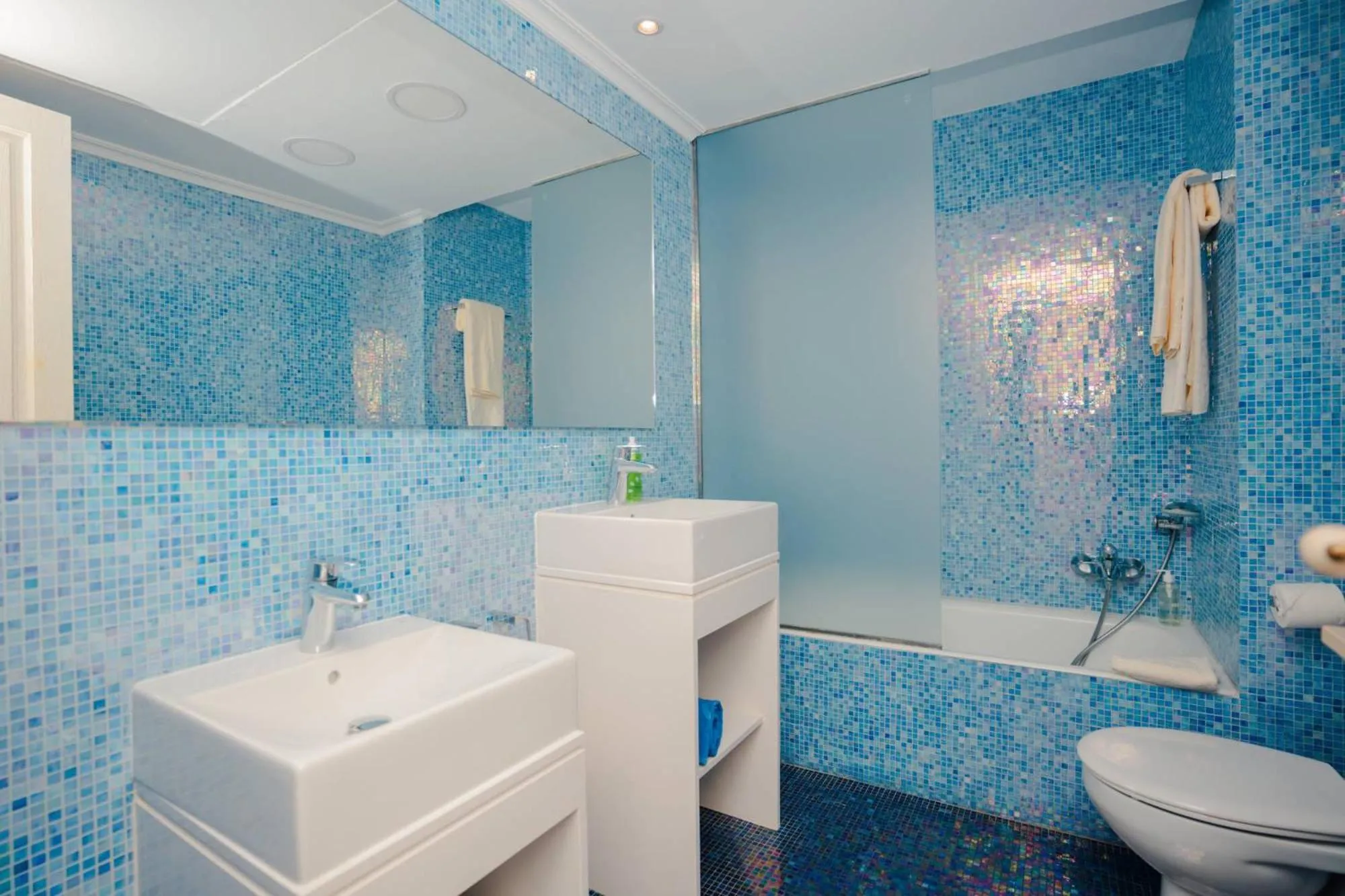 Bathroom in Royal Son Bou Family Club