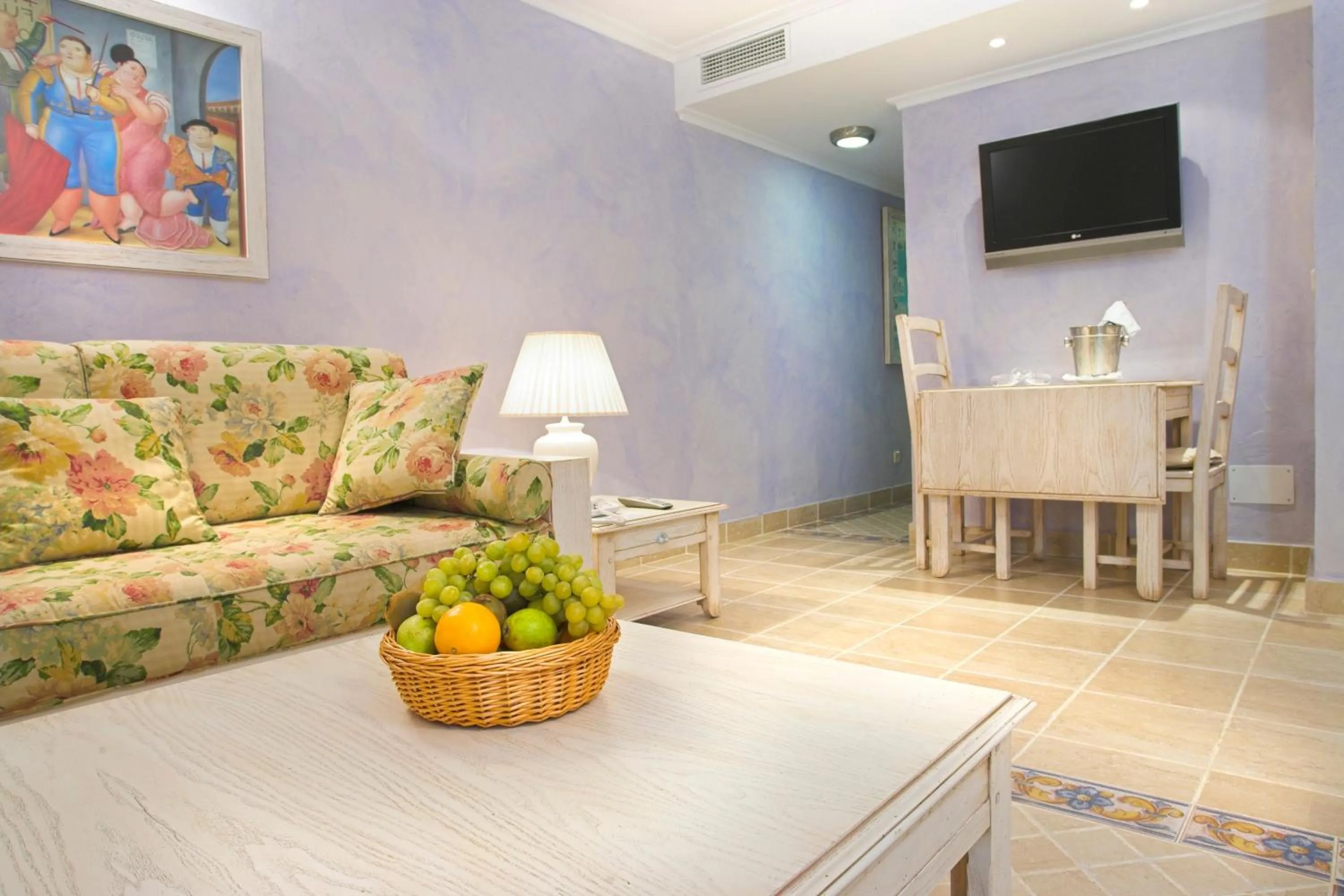 TV and multimedia in Royal Son Bou Family Club