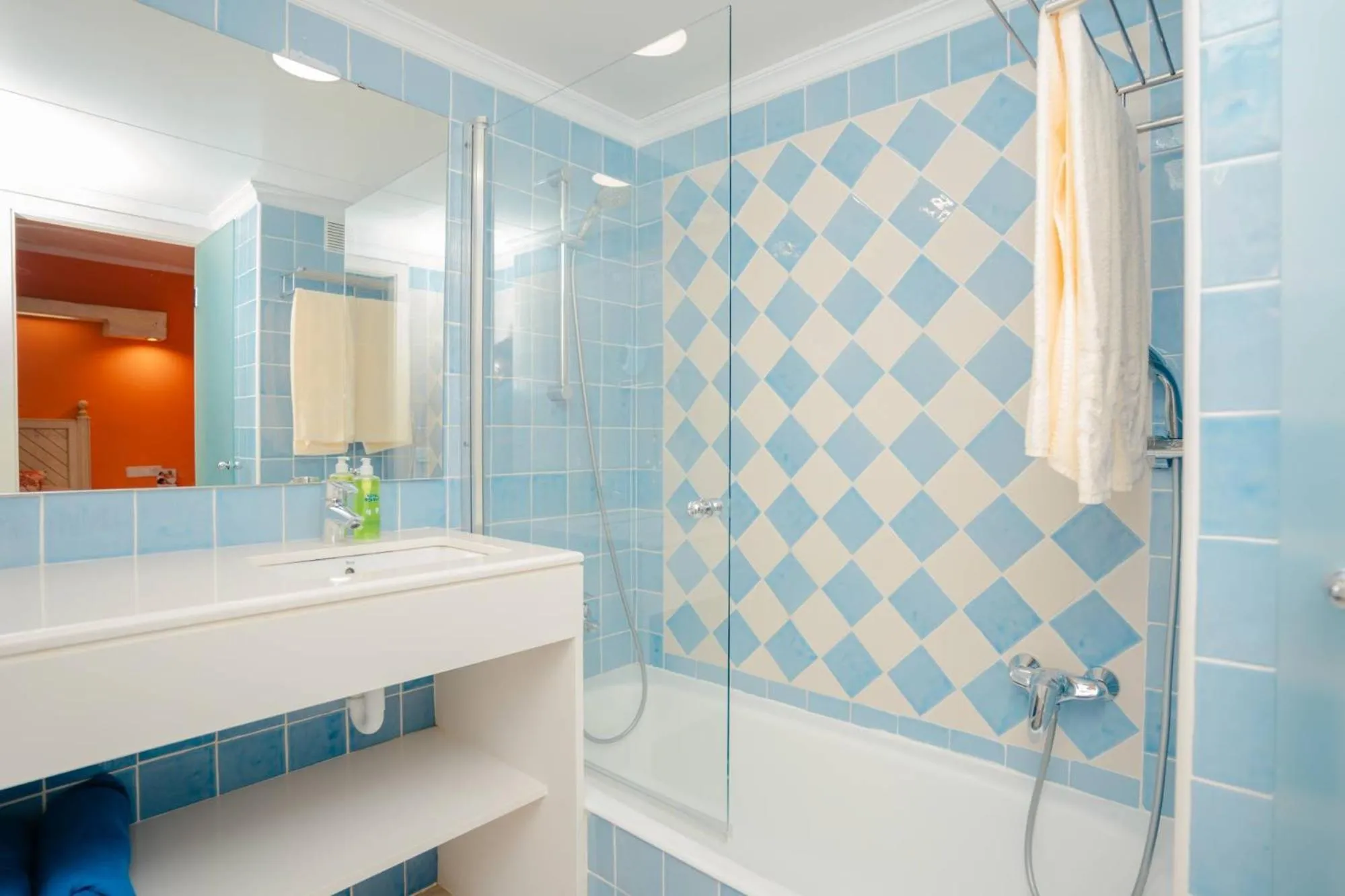 Bathroom in Royal Son Bou Family Club