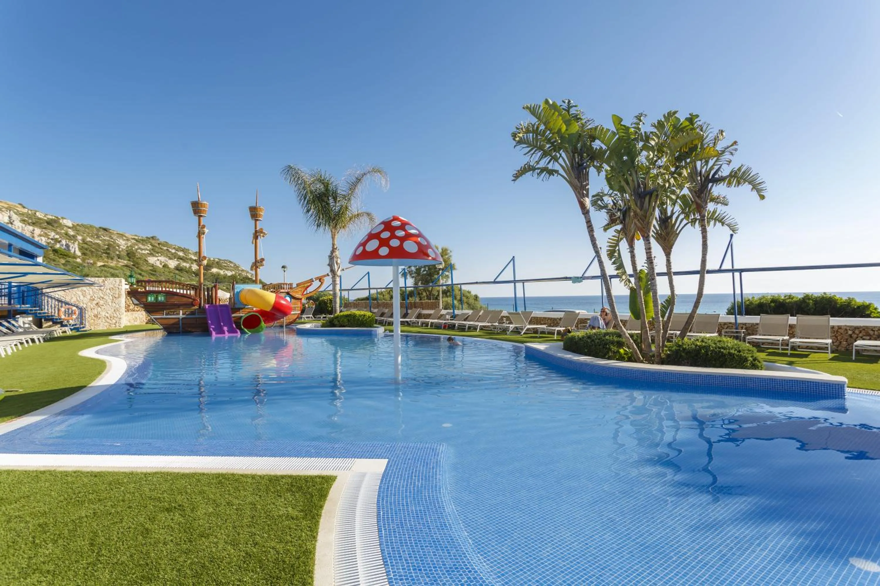 Property building in Royal Son Bou Family Club