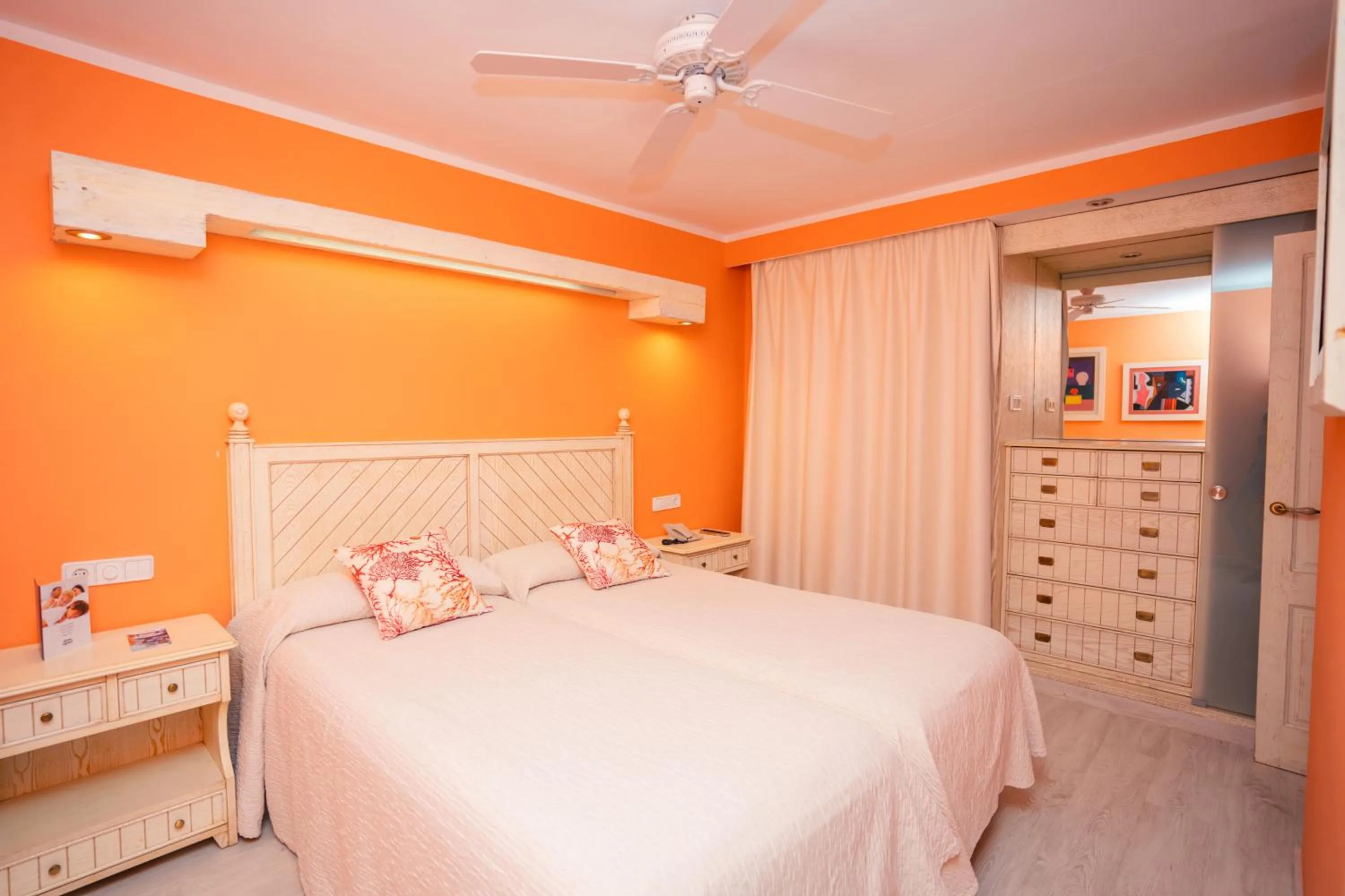 Bedroom, Bed in Royal Son Bou Family Club