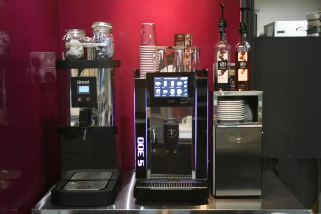 Lounge or bar in Chris's Motel