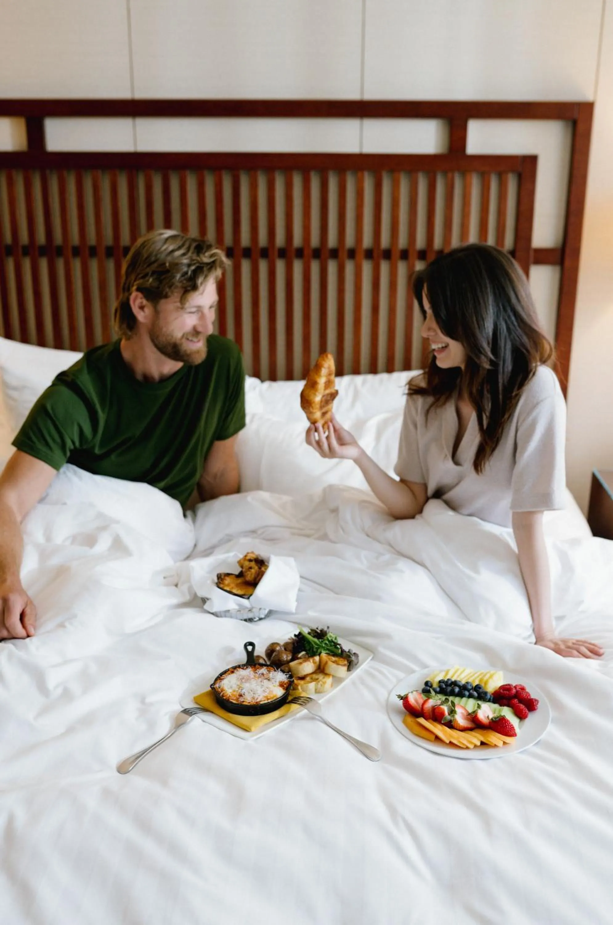 Bed in Hyatt Vancouver Downtown Alberni