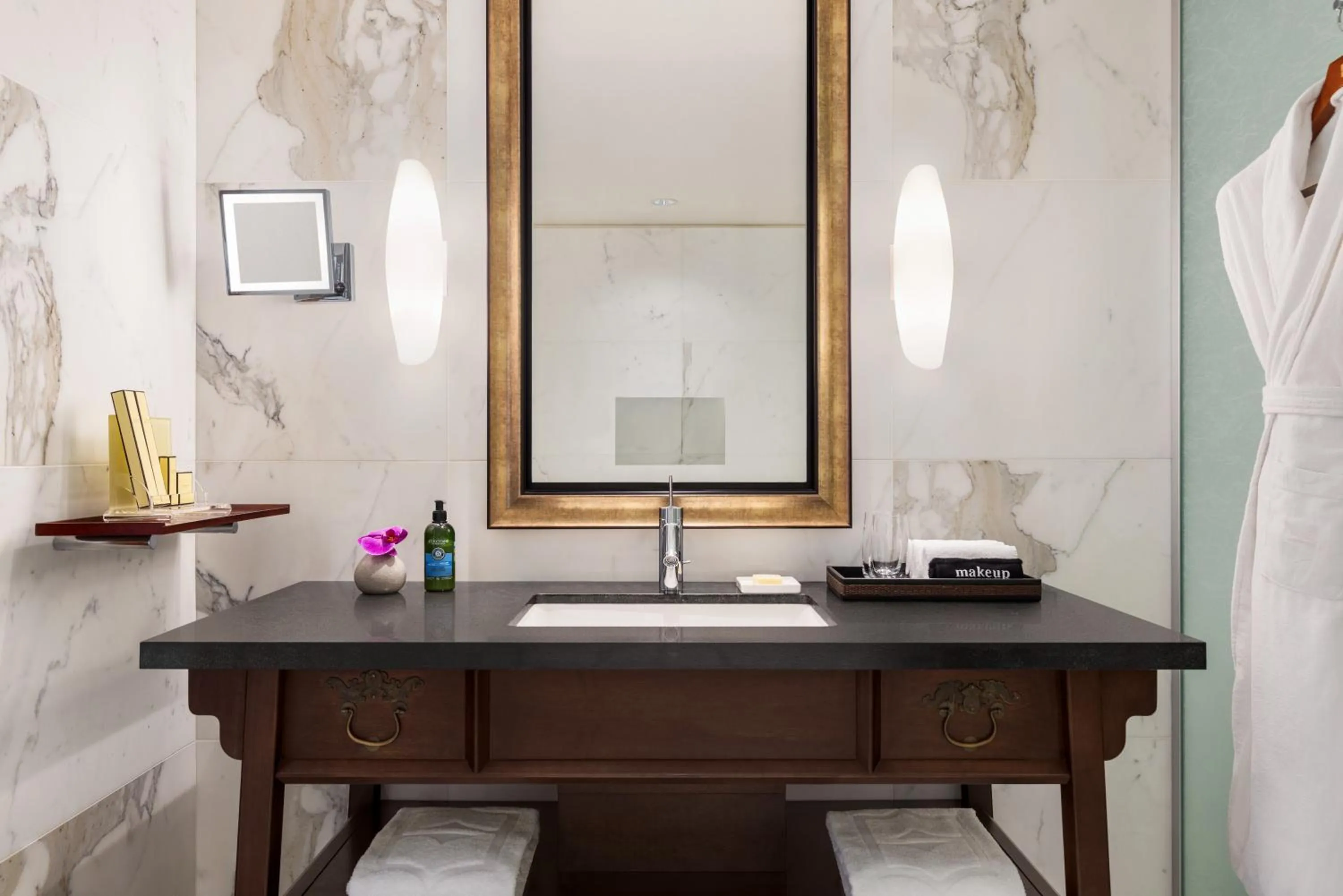 Bathroom in Shangri-La Vancouver