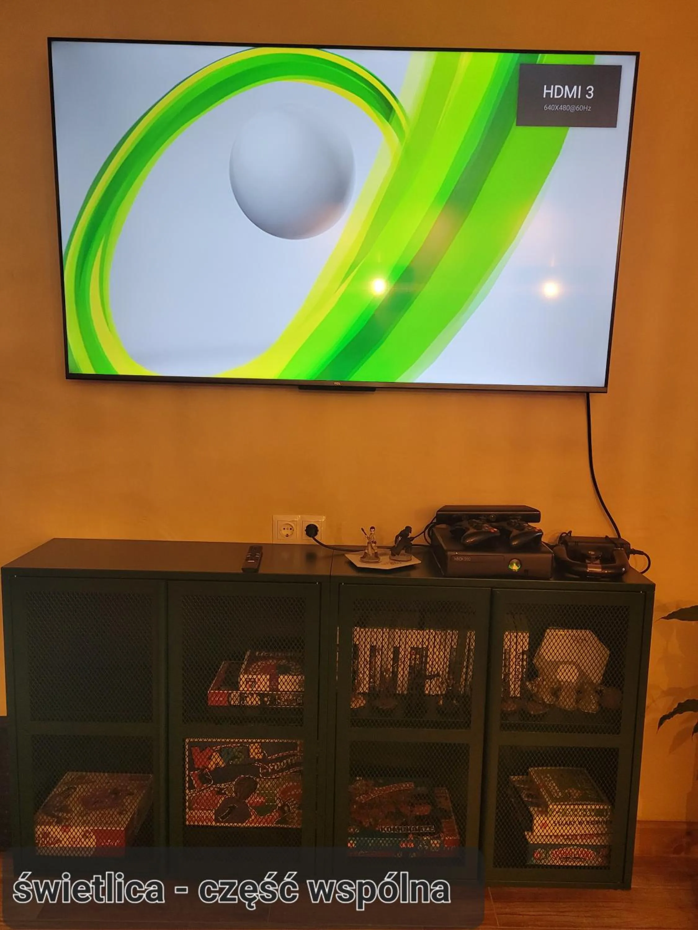 Communal lounge/ TV room in Gościniec Pod Lipą