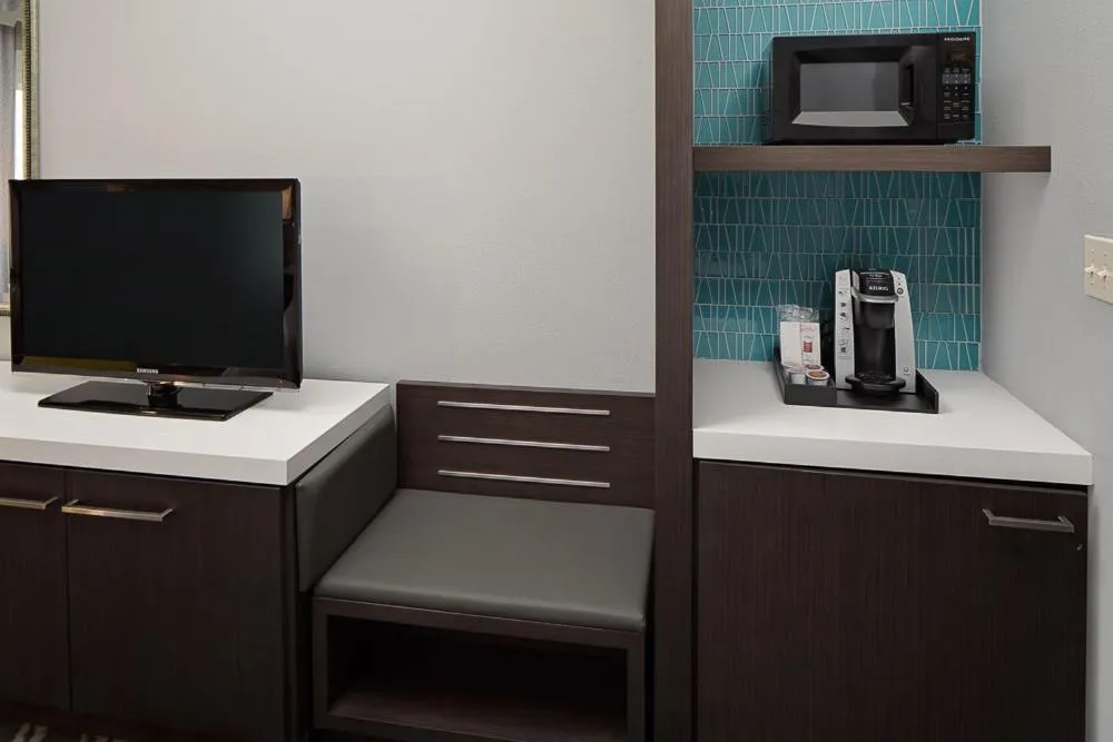 Coffee/tea facilities in Hilton Garden Inn DFW Airport South
