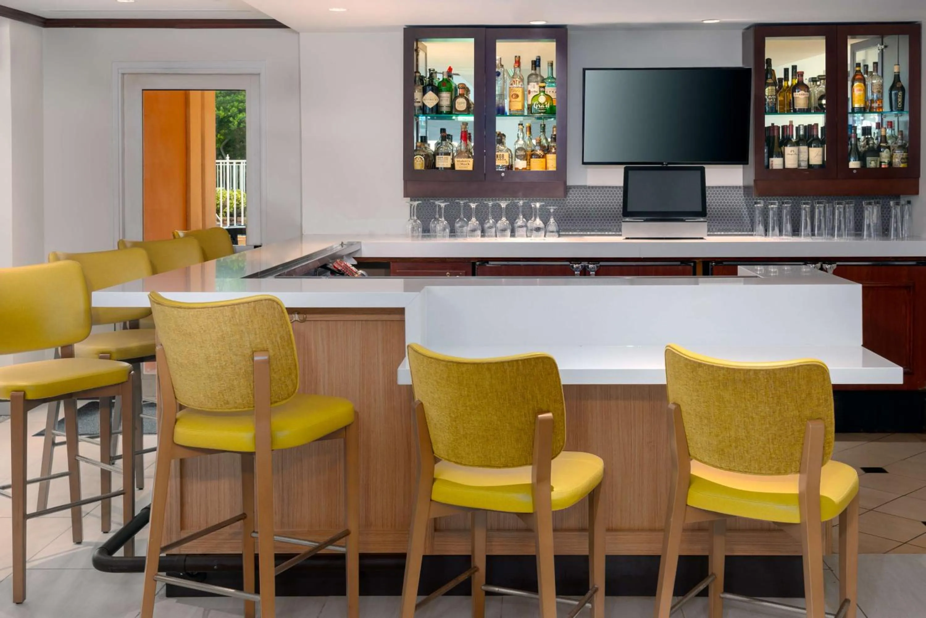 Lounge or bar in Hilton Garden Inn Ft. Lauderdale SW/Miramar
