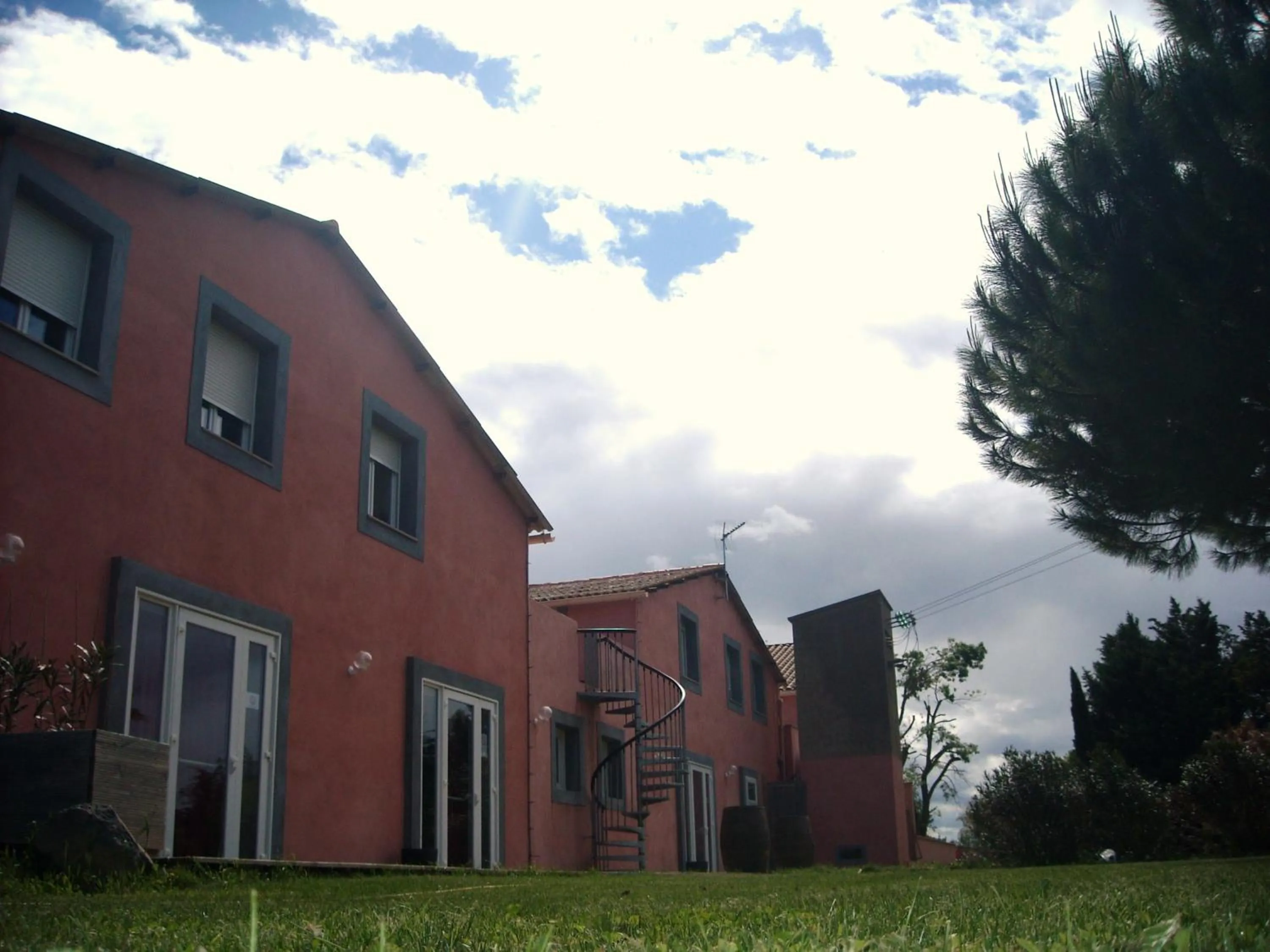 Facade/entrance in Domaine de l'Aumone