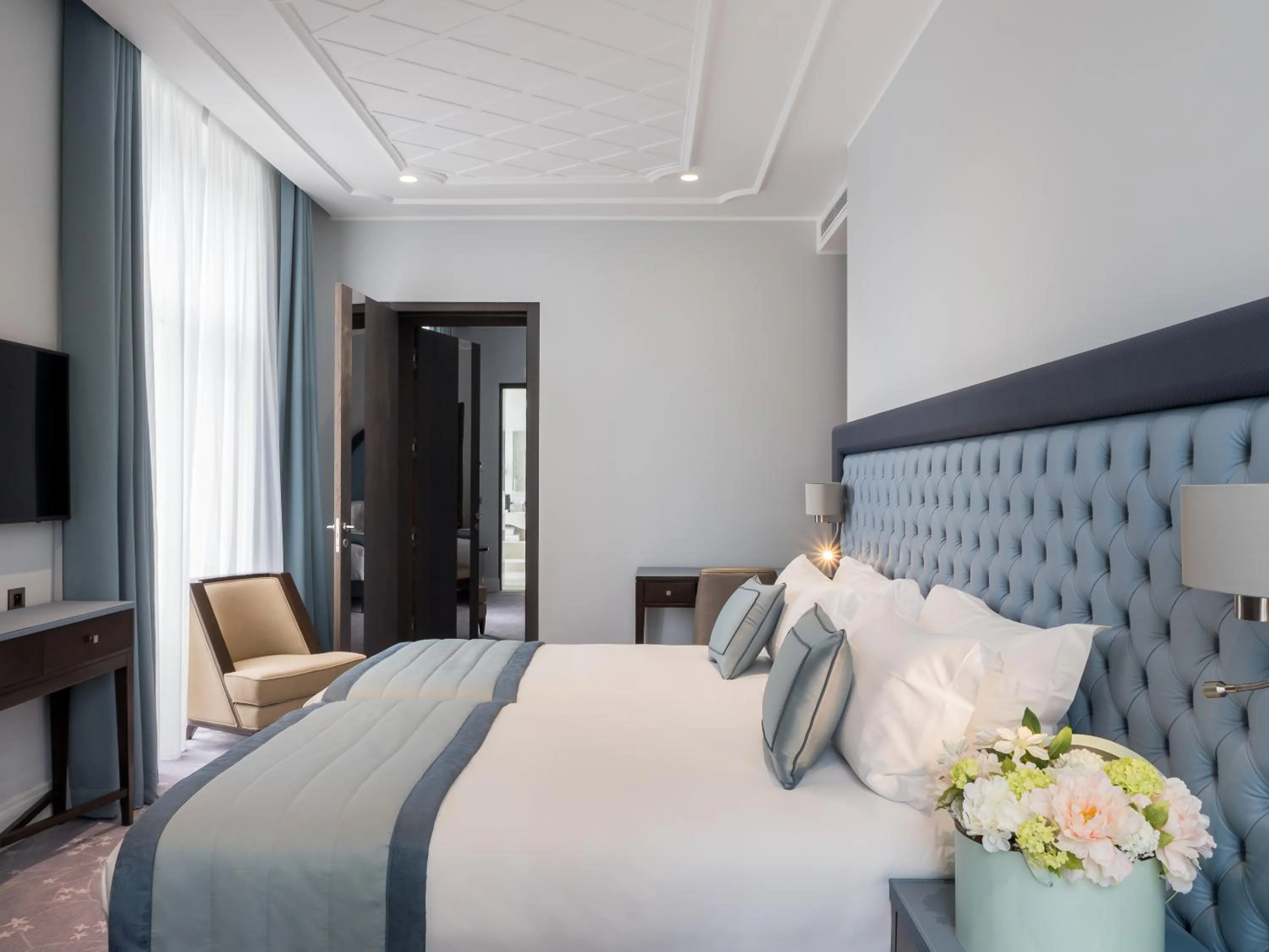 Bed in Villa Genesis