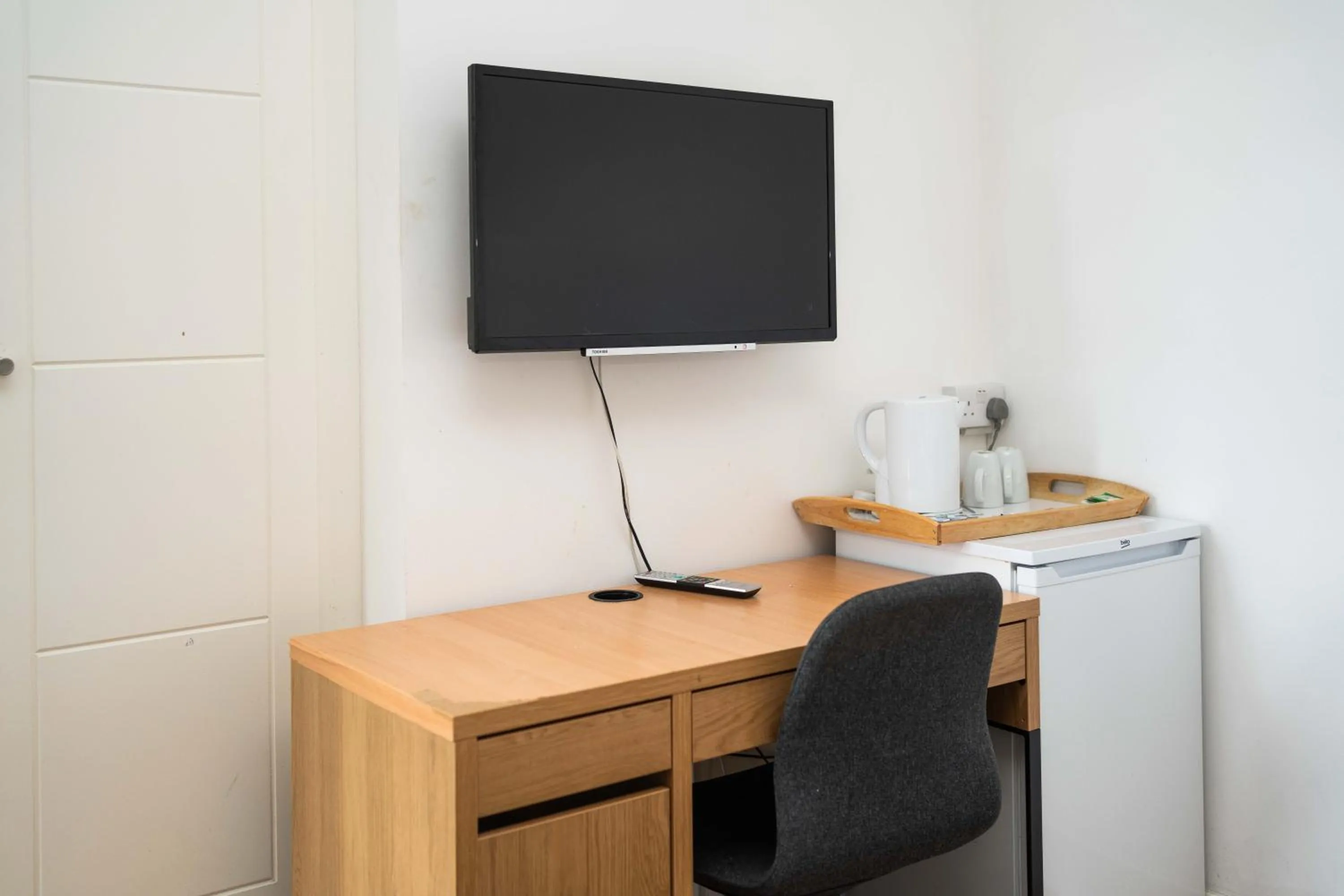 TV and multimedia in London City Hotel