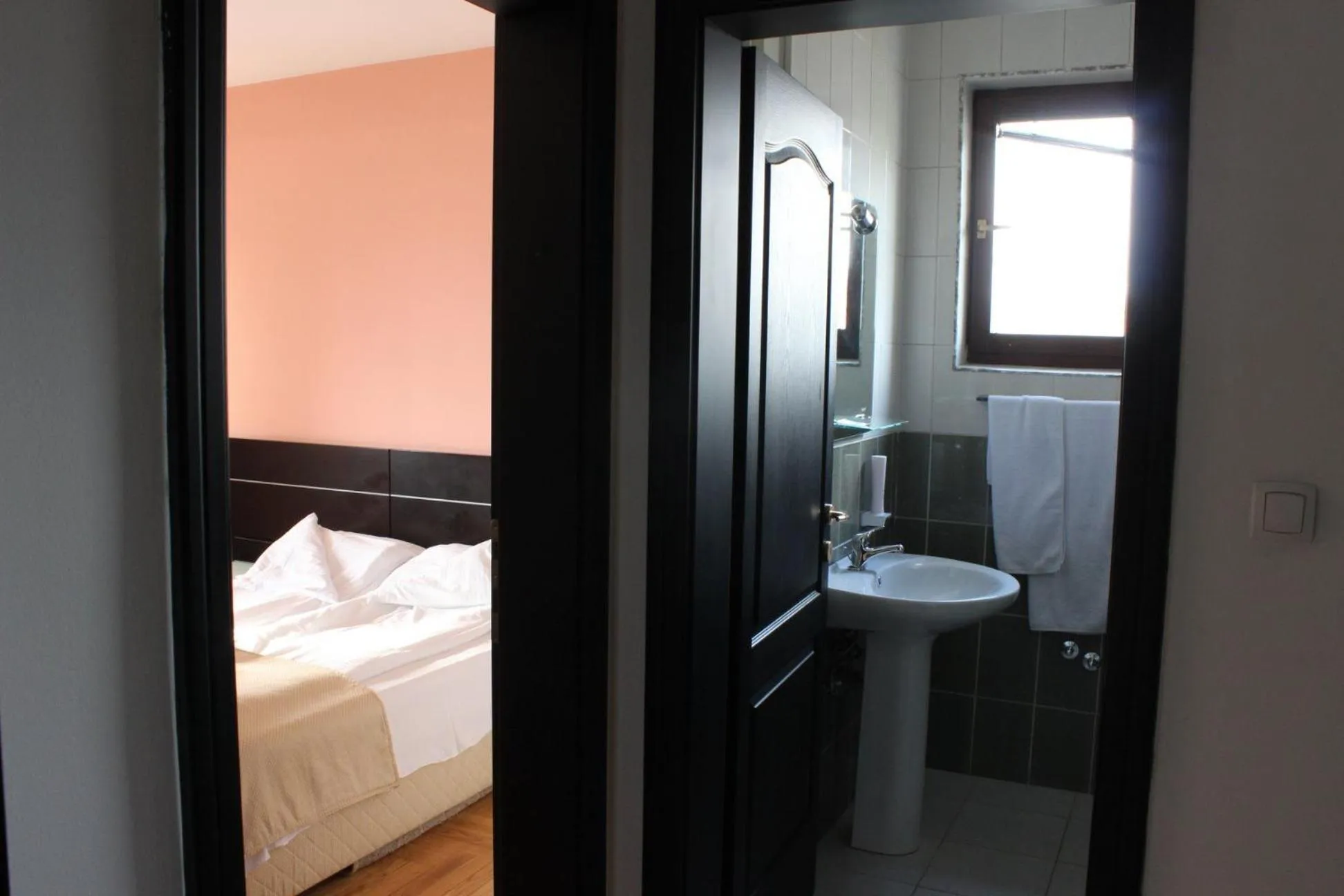 Bed in Hotel Beograd - Yu