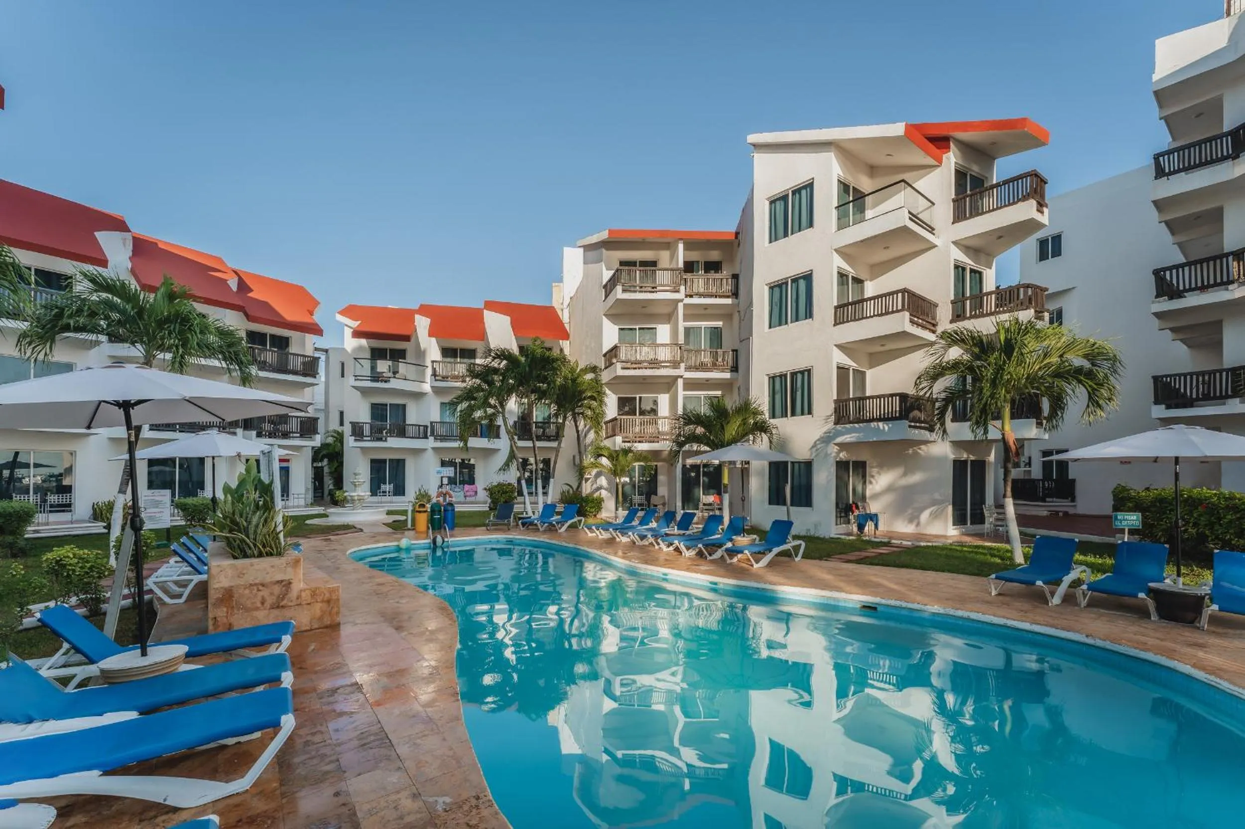 Pool view in Imperial Las Perlas