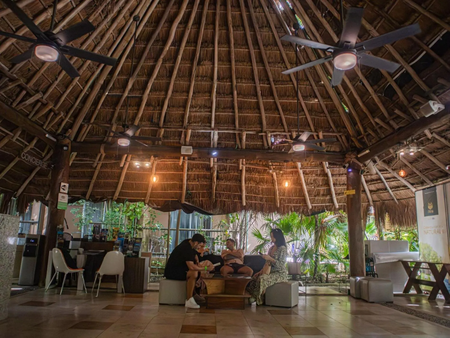 Lobby or reception in Tukan Hotel Playa del Carmen