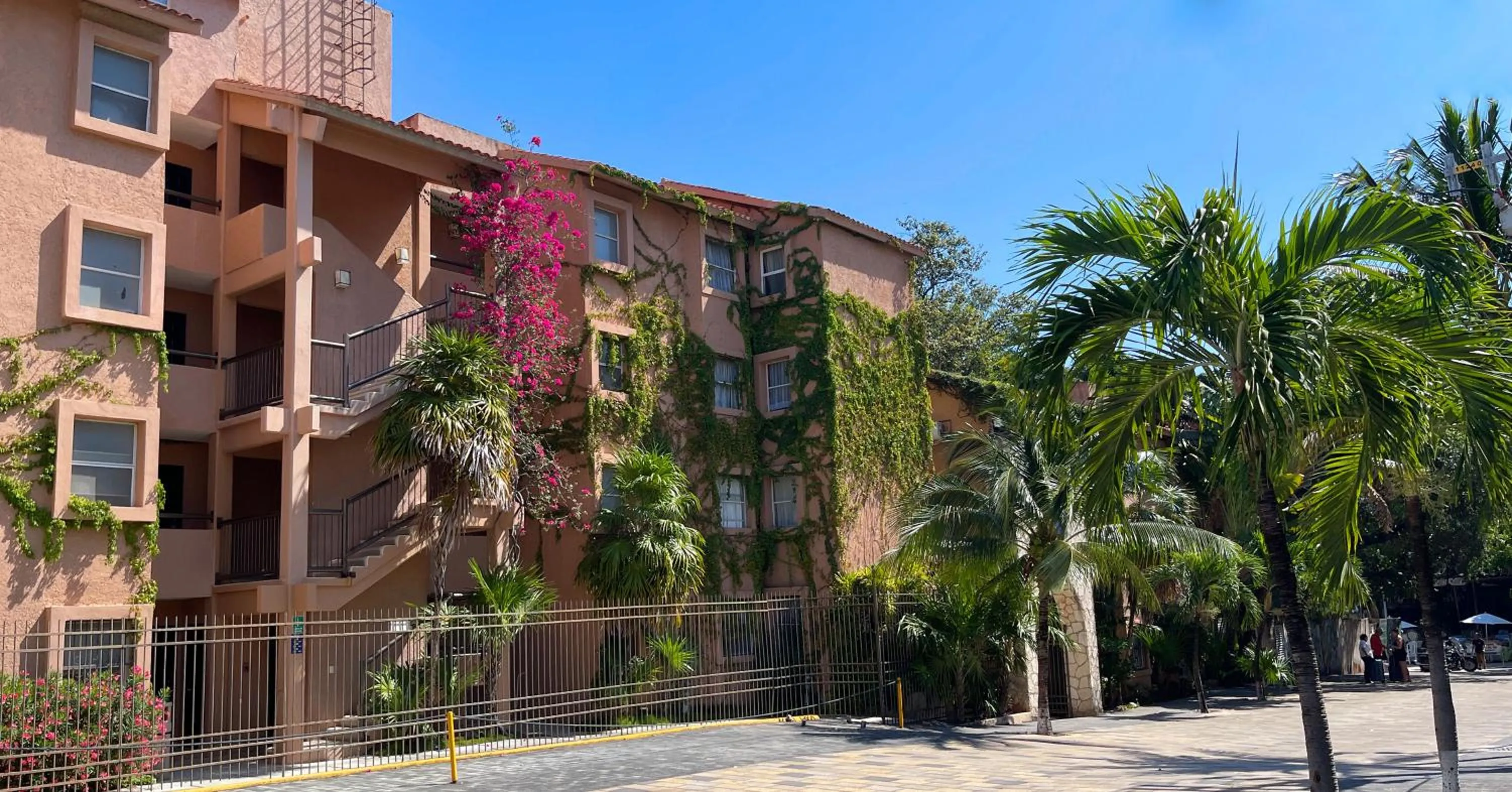 Property building in Tukan Hotel Playa del Carmen