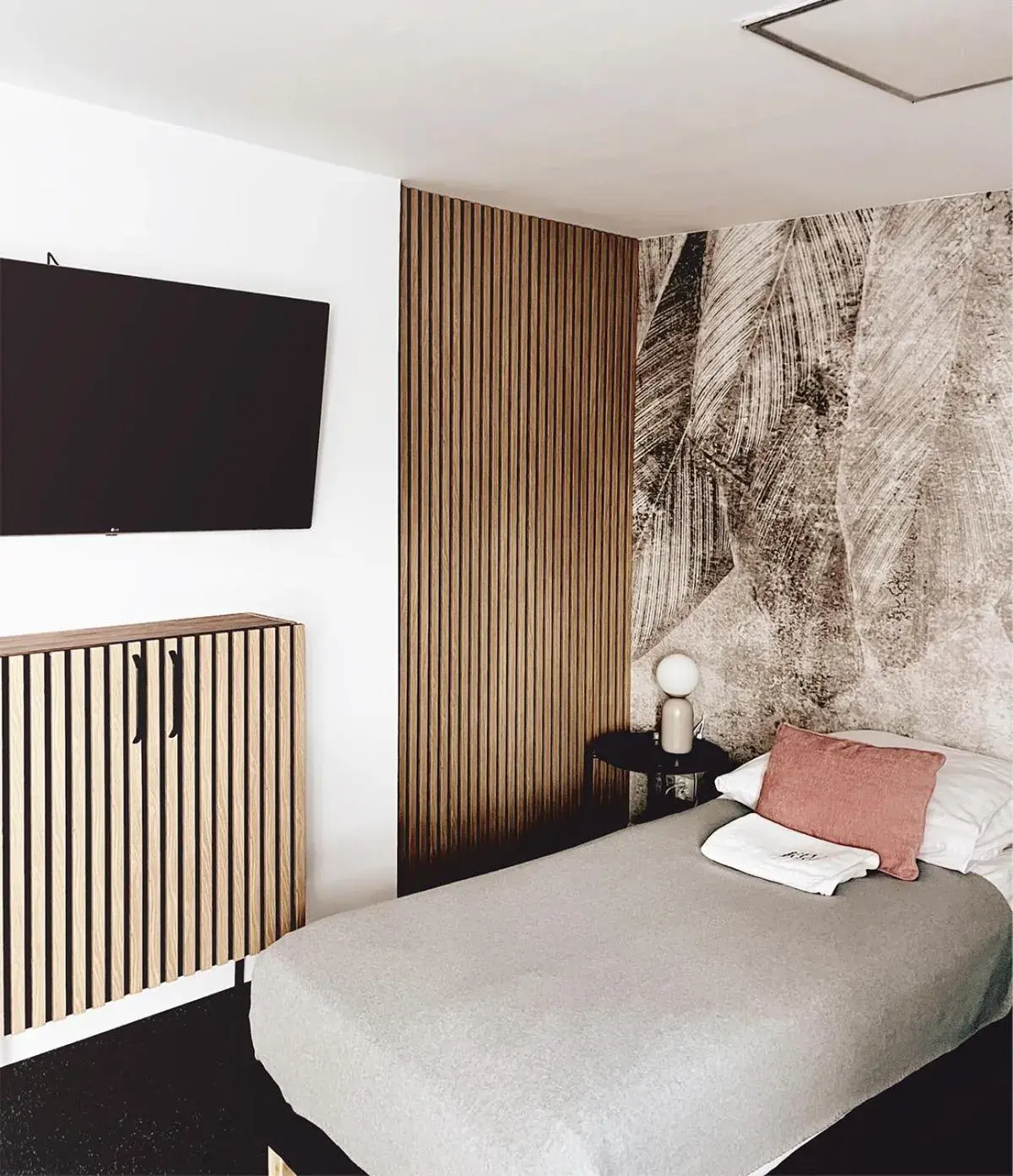 Double Room with Private Bathroom - single occupancy in Wygodne Pokoje H114 Double Room with Private Bathroom - single occupancy in Wygodne Pokoje H114