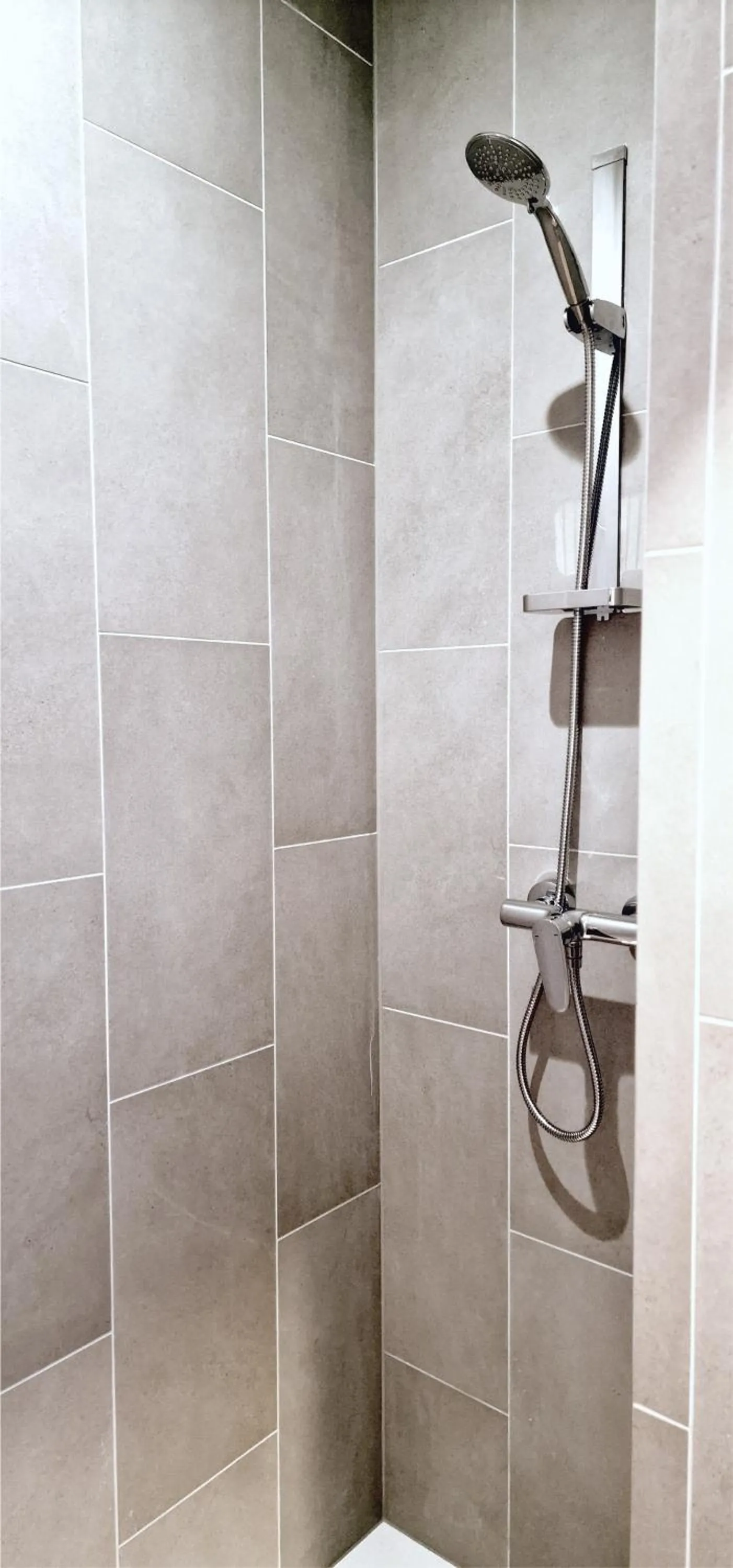 Shower in Wygodne Pokoje H114