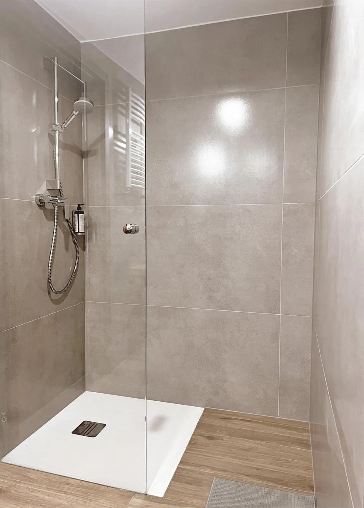 Shower in Wygodne Pokoje H114