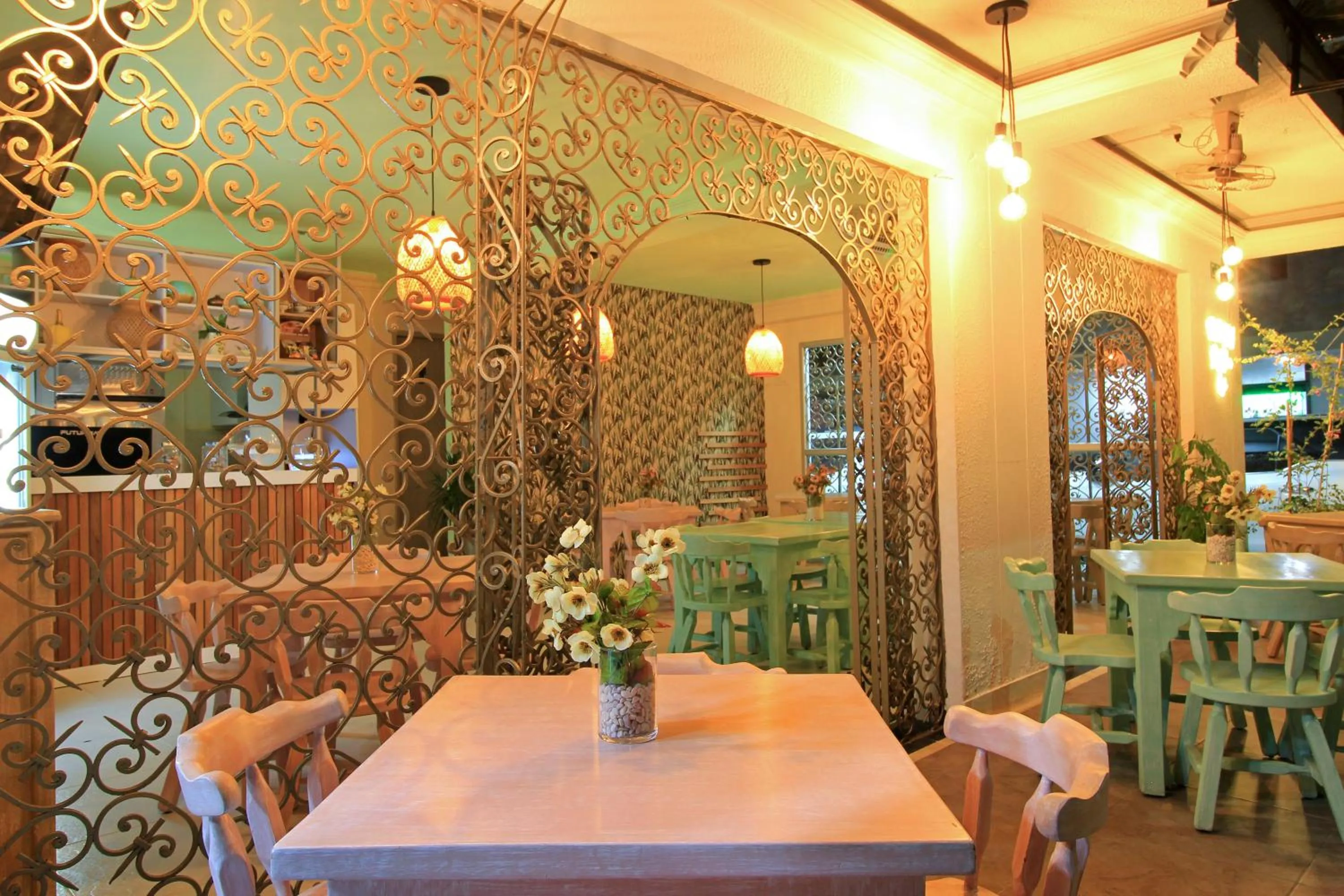 Restaurant/places to eat in Hotel Emberá