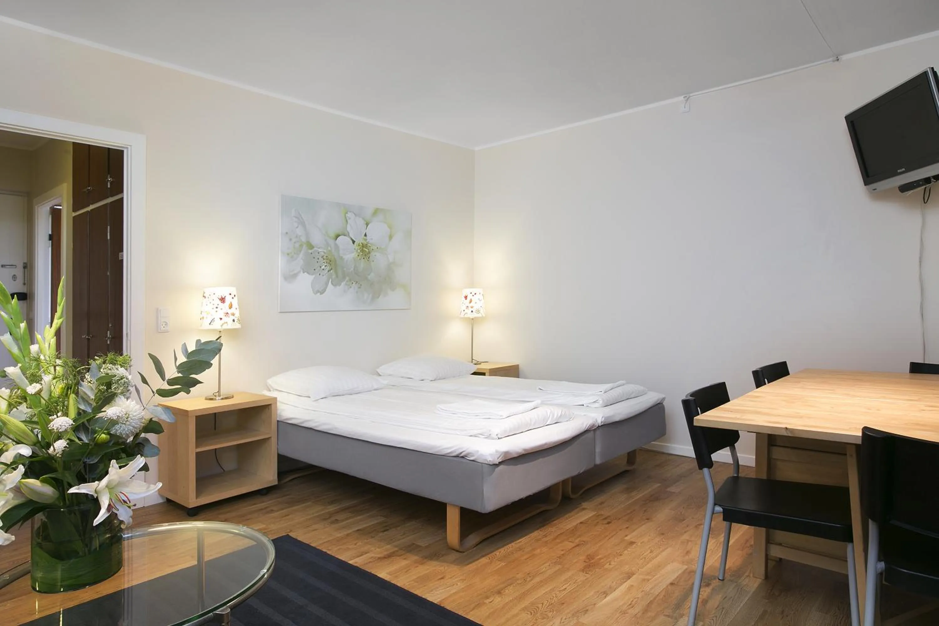 Photo of the whole room, Bed in Hotel Copenhagen Apartments