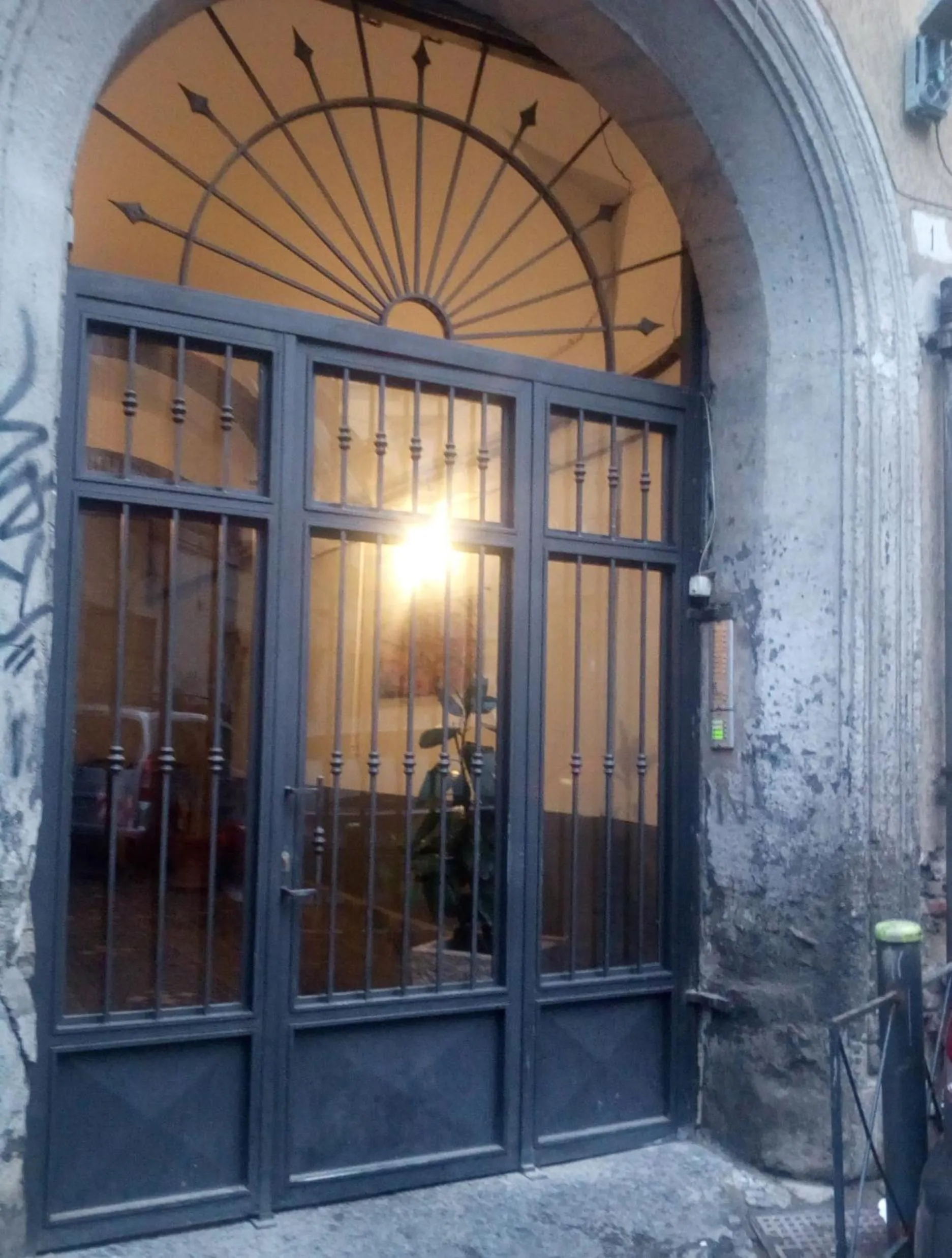 Facade/entrance in Vacanze Partenopee