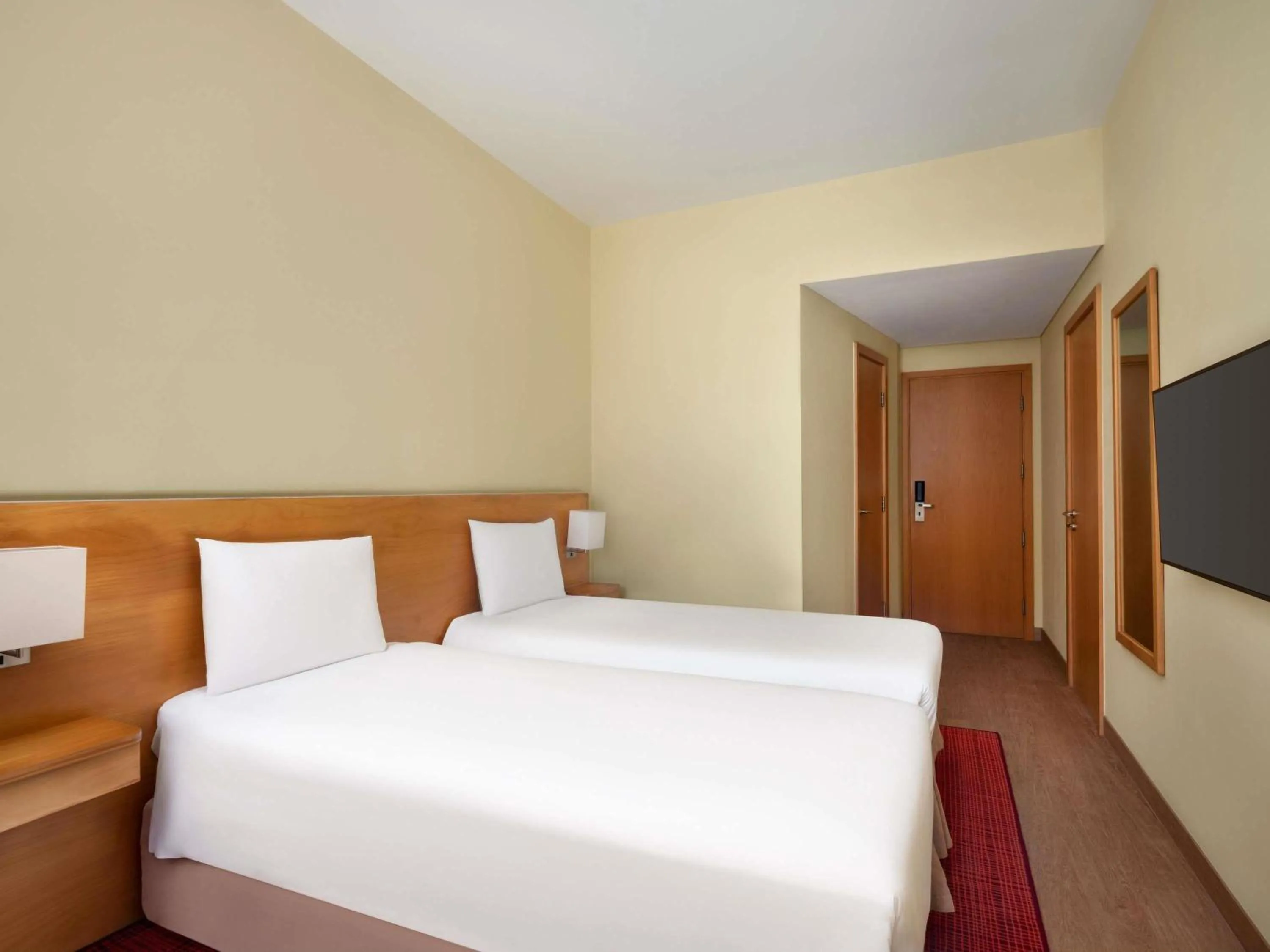 Other, Bed in ibis Mall Avenue Dubai