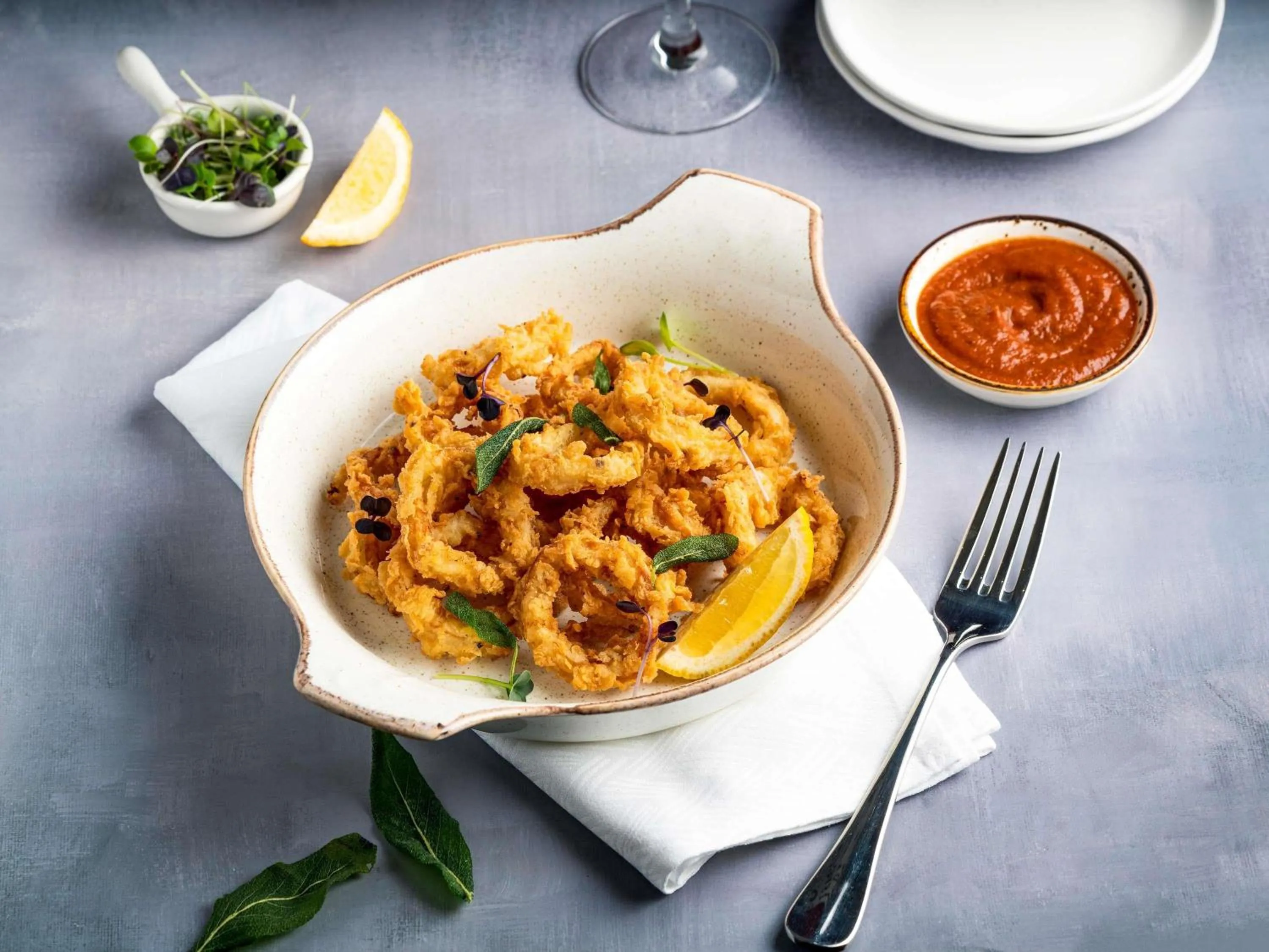 Restaurant/places to eat in ibis Mall Avenue Dubai