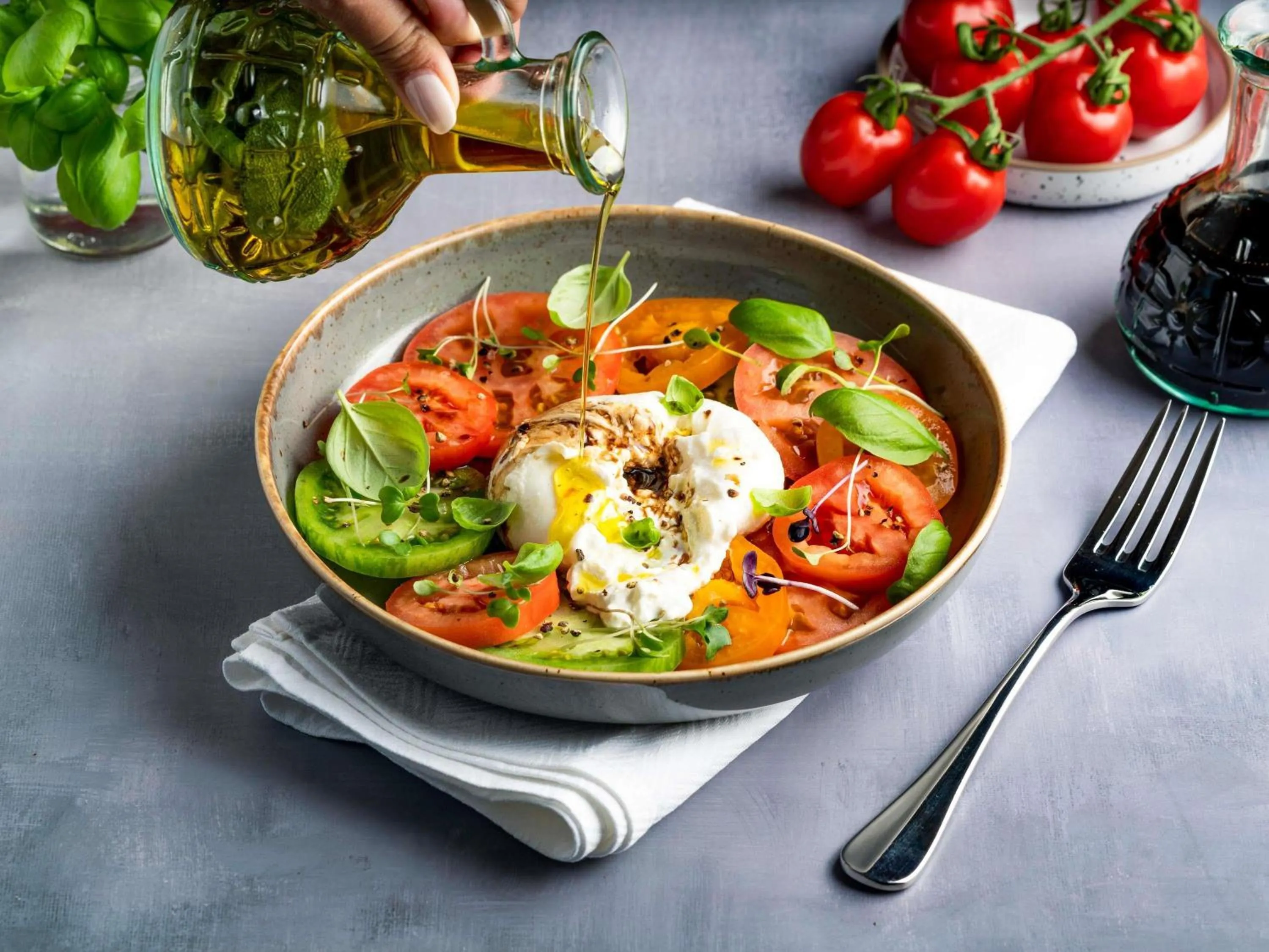 Restaurant/places to eat in ibis Mall Avenue Dubai