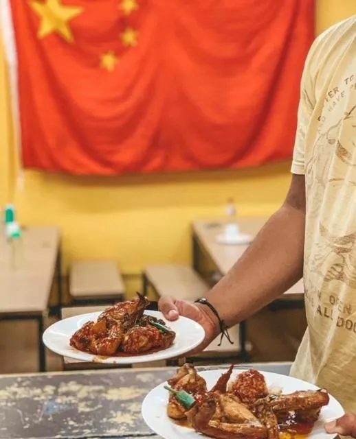 Entertainment in Maze Backpackers - Sydney