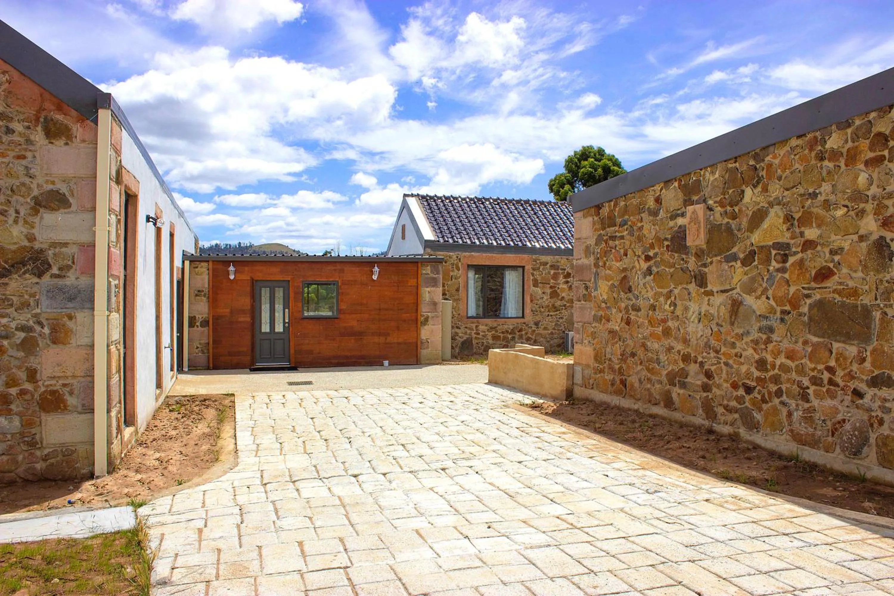 Hatchers Richmond Manor