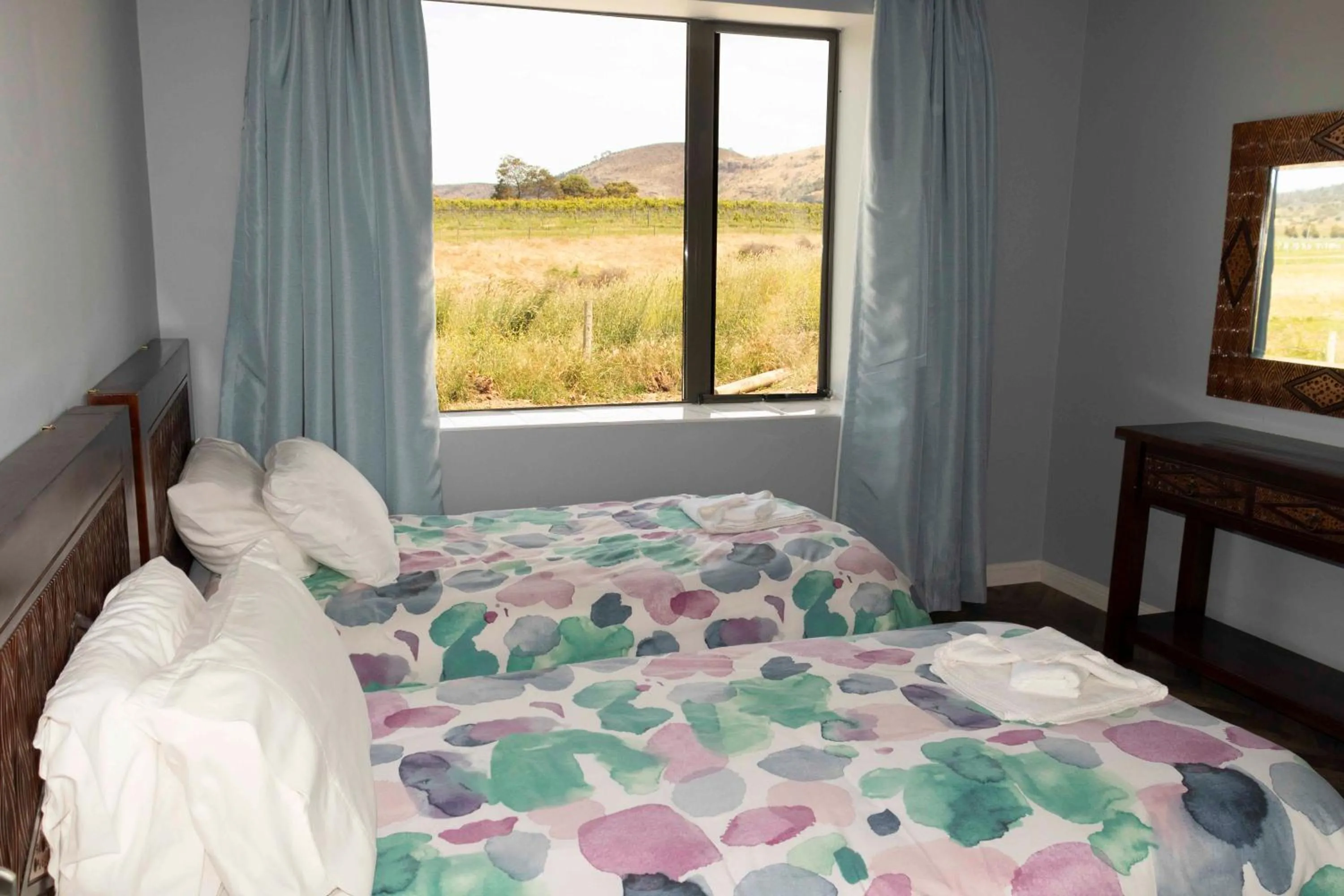 Bed in Hatchers Richmond Manor