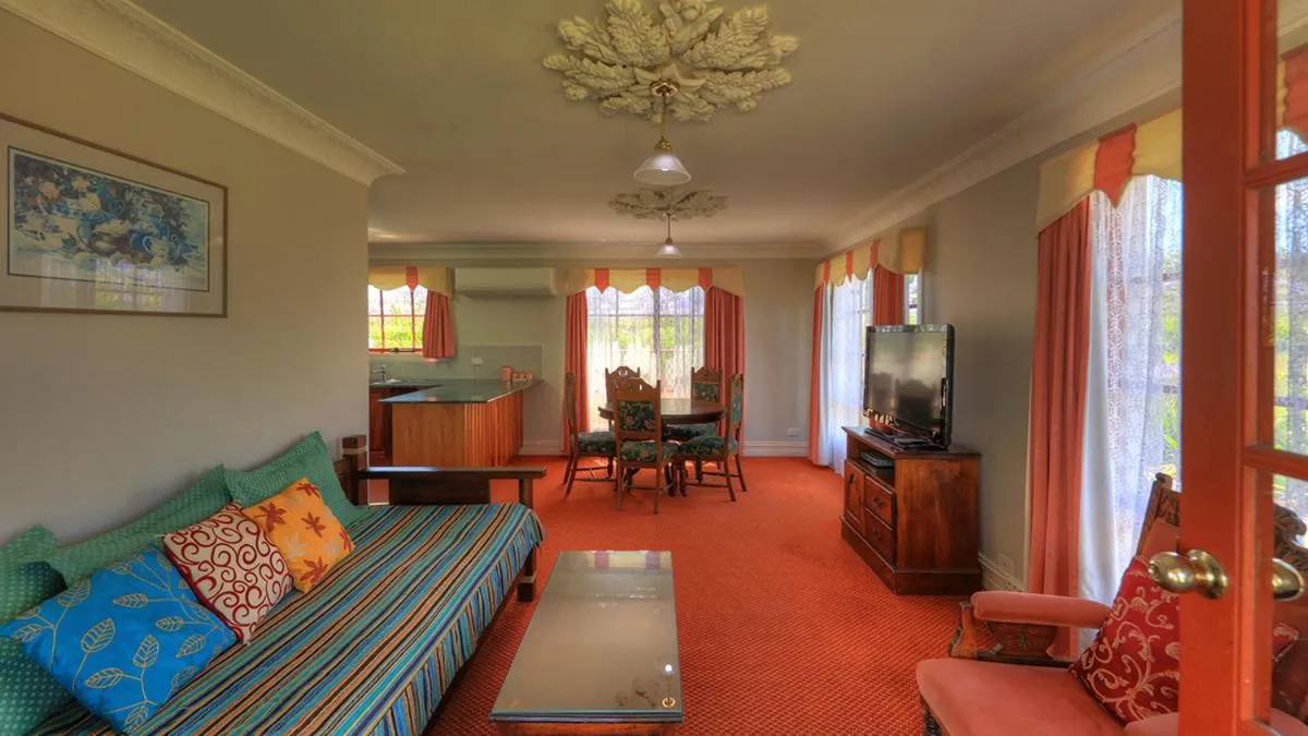 Hatchers Richmond Manor