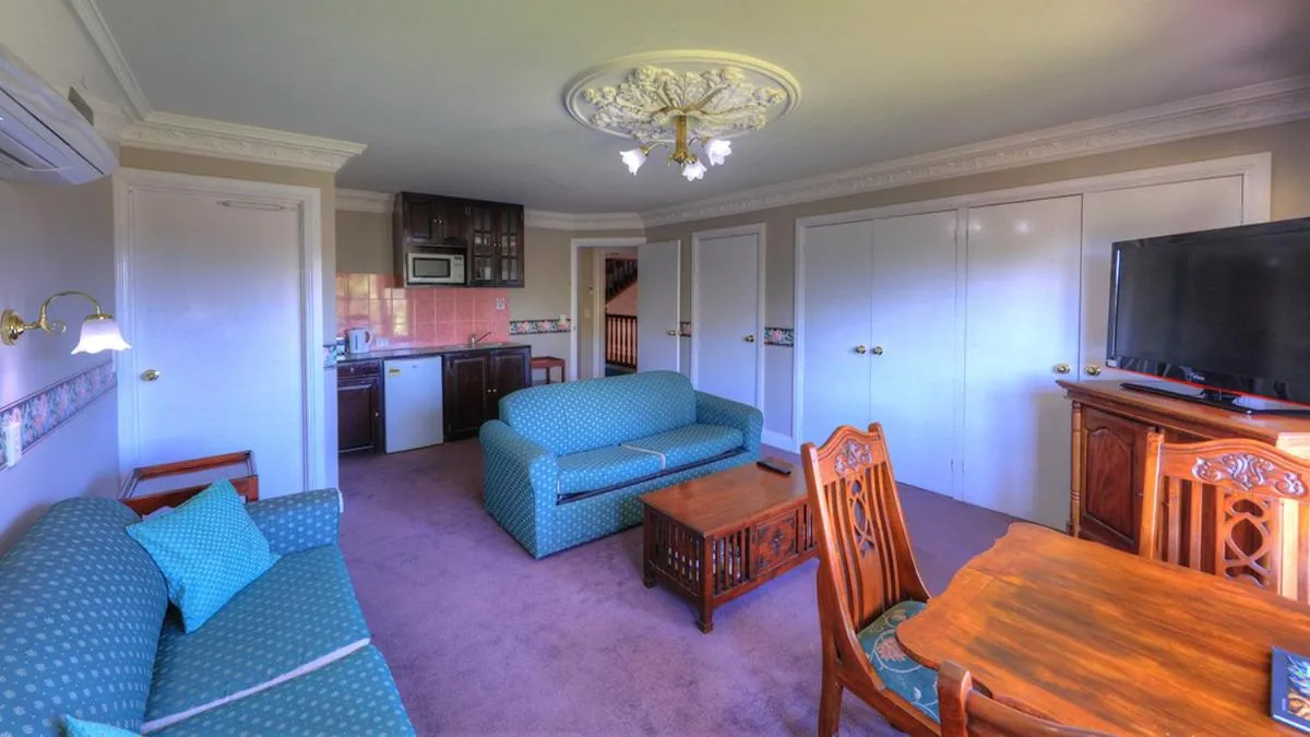 Hatchers Richmond Manor