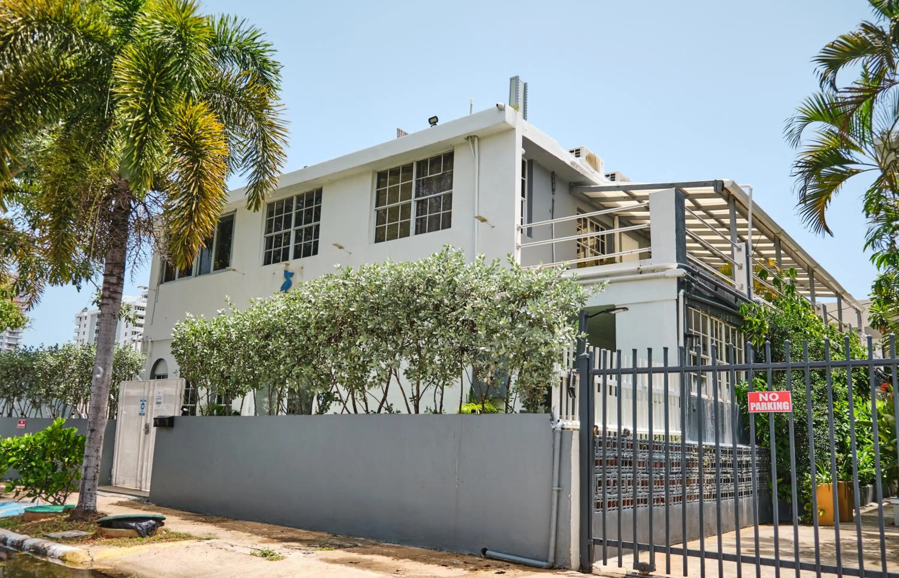 Property building in The Pelican Poshtel