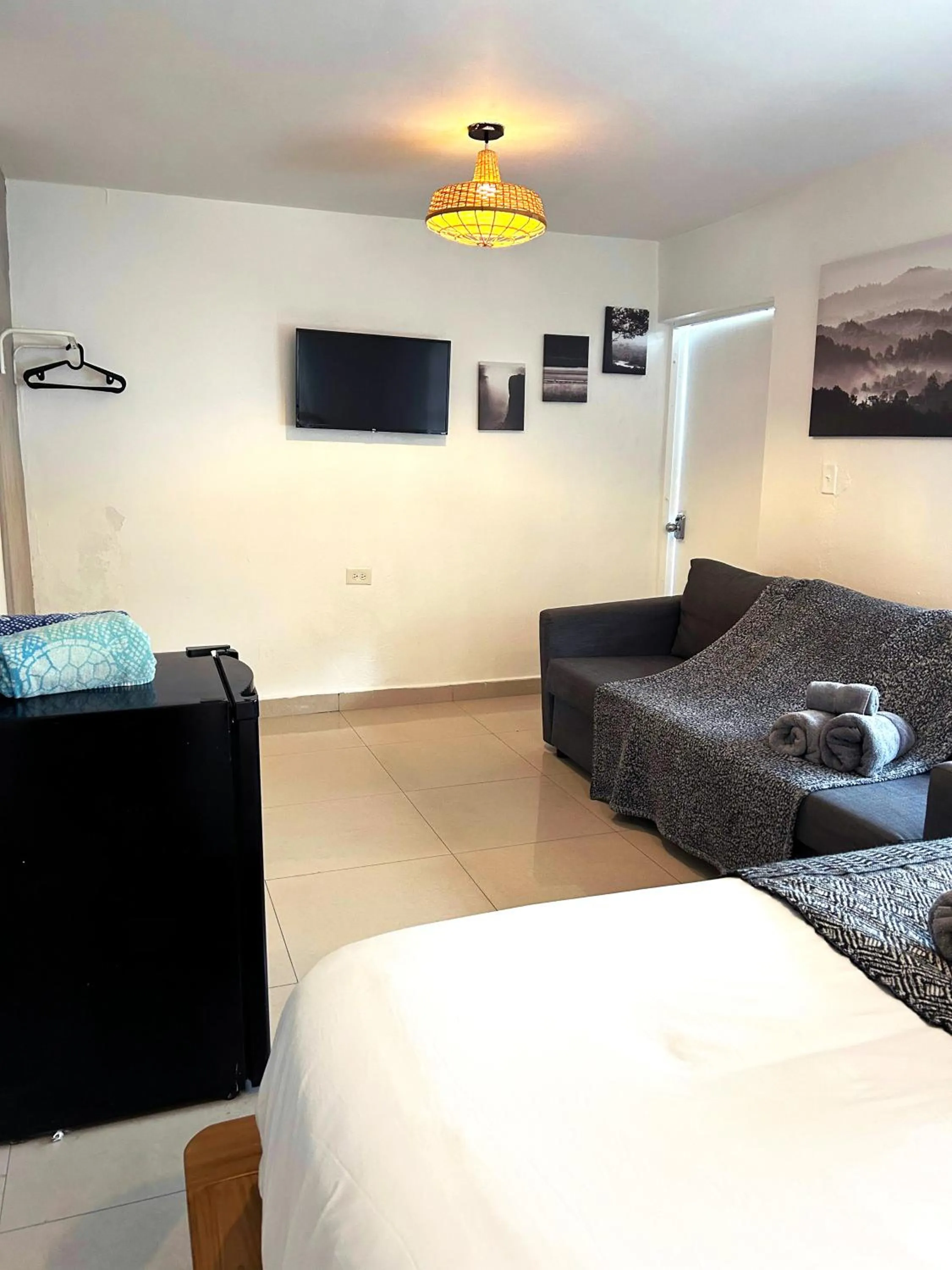 Decorative detail, Bed in The Pelican Poshtel