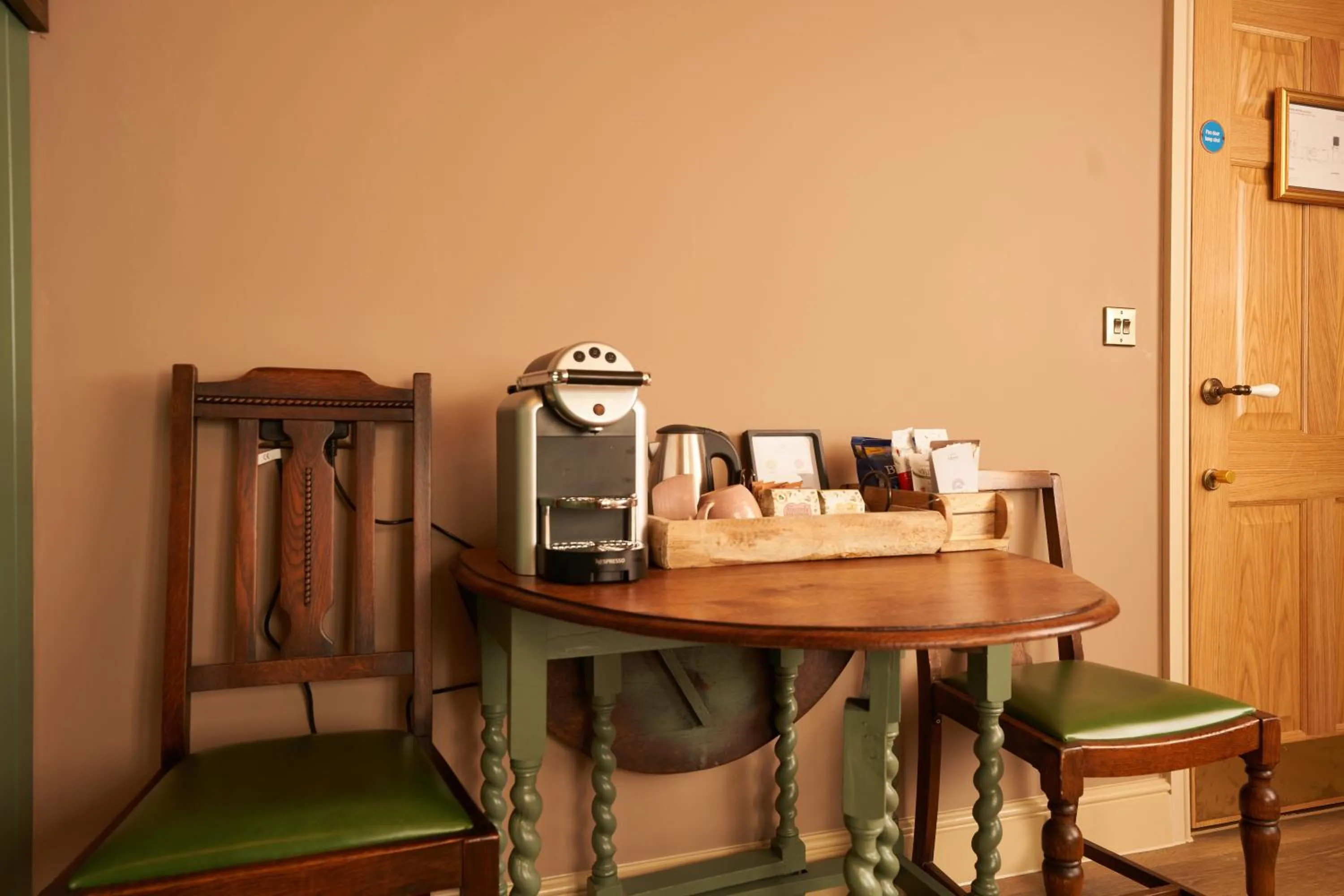 Coffee/tea facilities in The Rising Sun