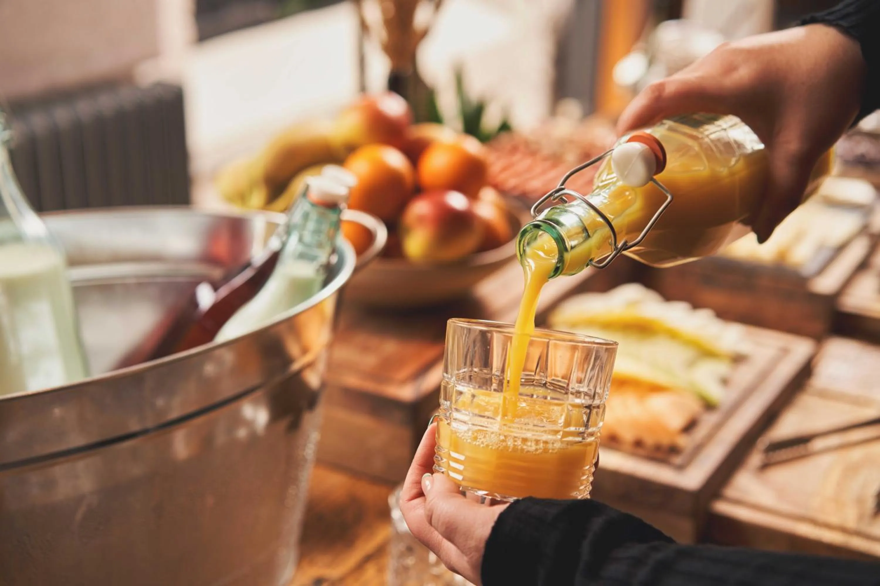 Food and drinks in The Rising Sun