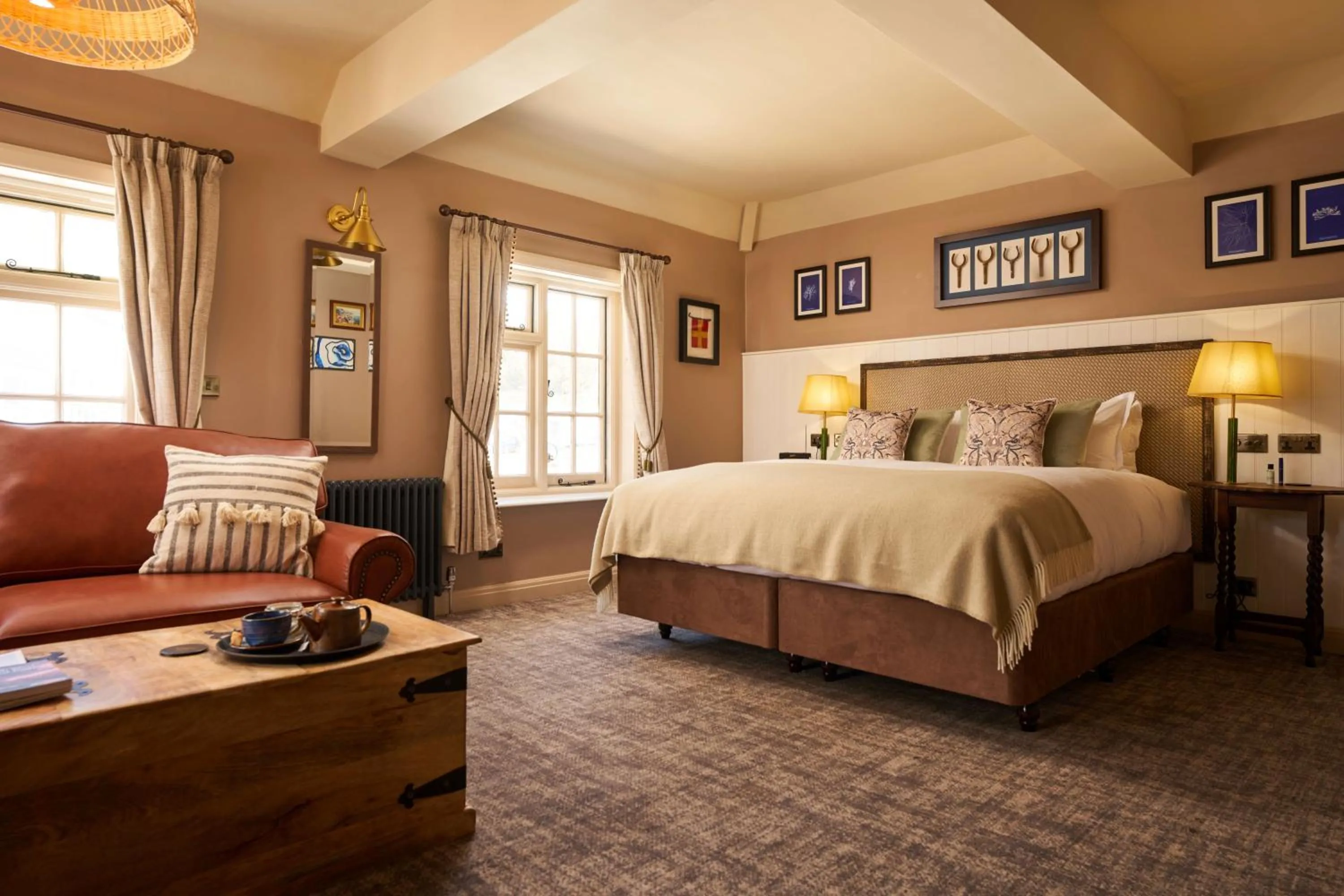 Photo of the whole room, Bed in The Rising Sun