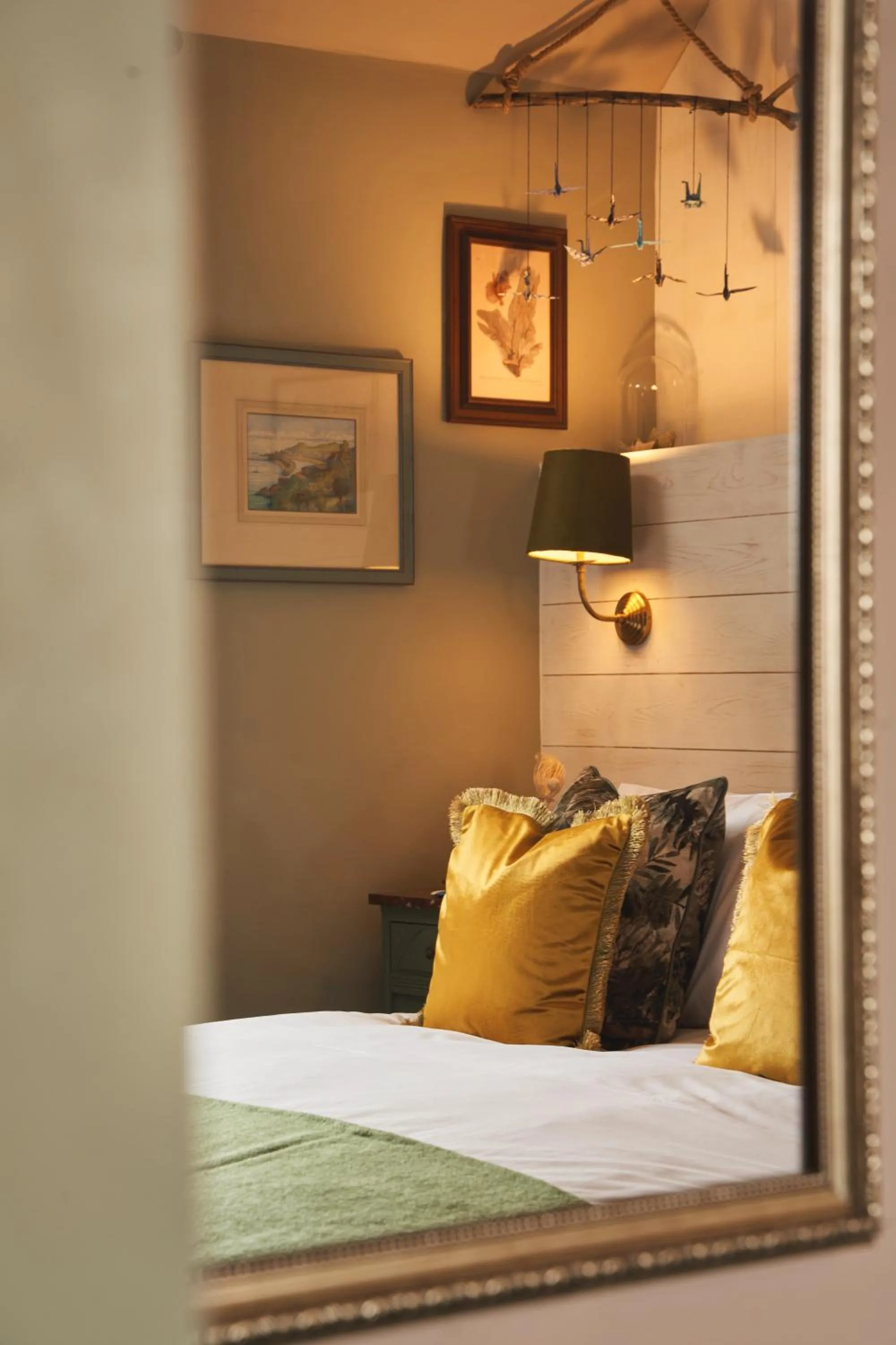 Decorative detail, Bed in The Rising Sun