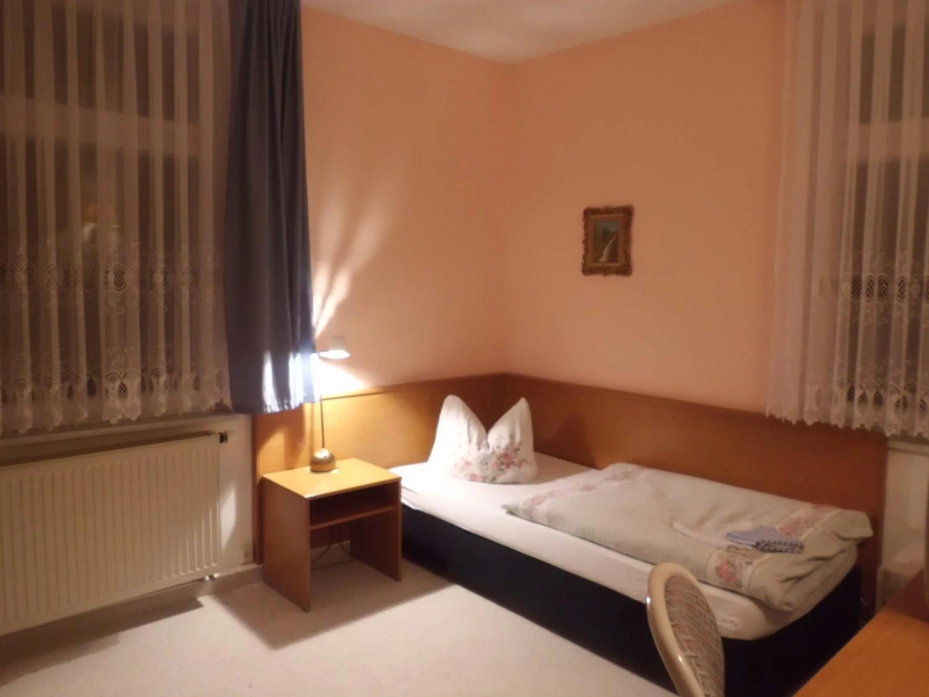 Bed in Pension "Parkhotel" Blankenhain
