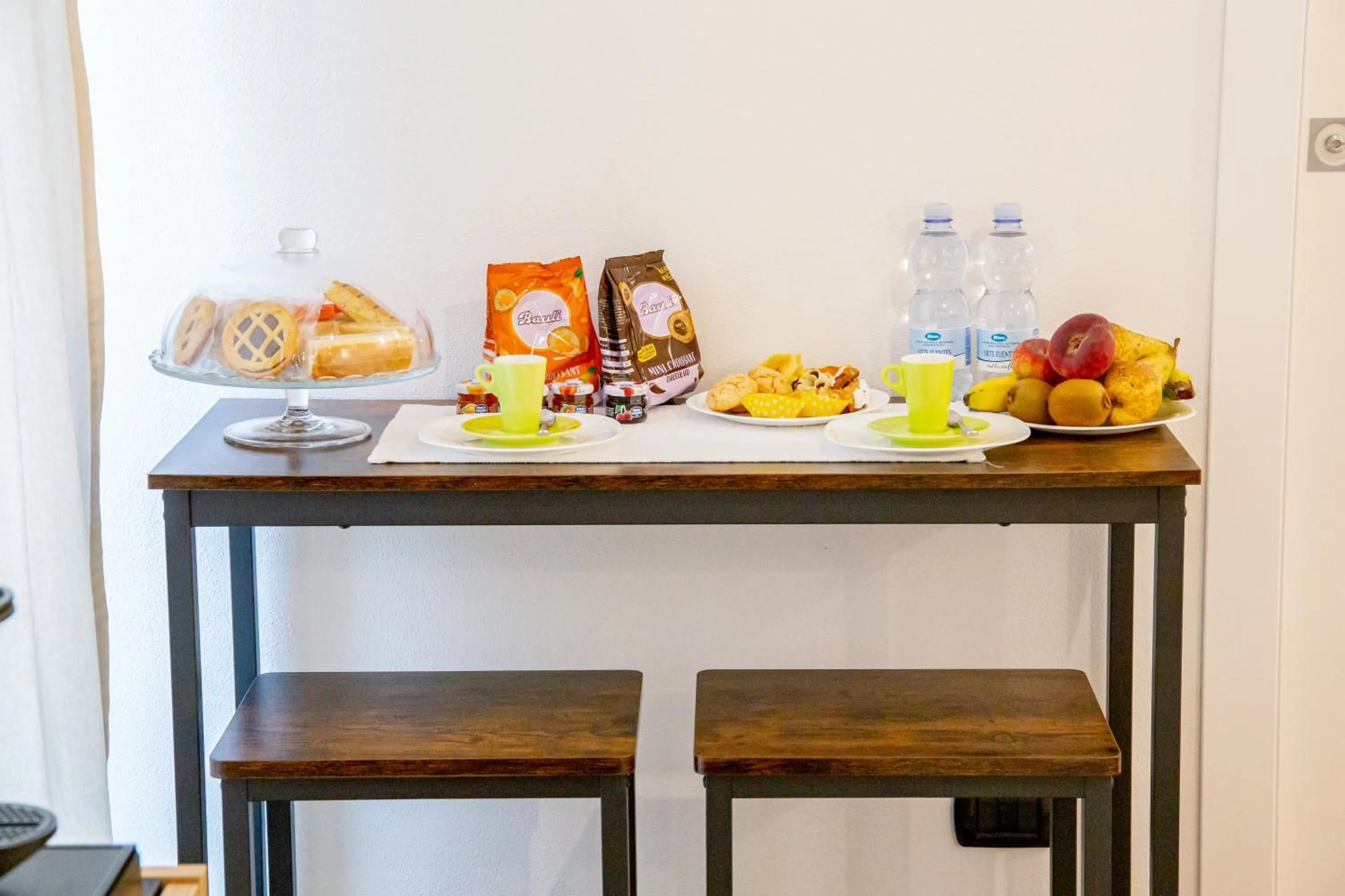 Food and drinks in A Mos Veure B&B