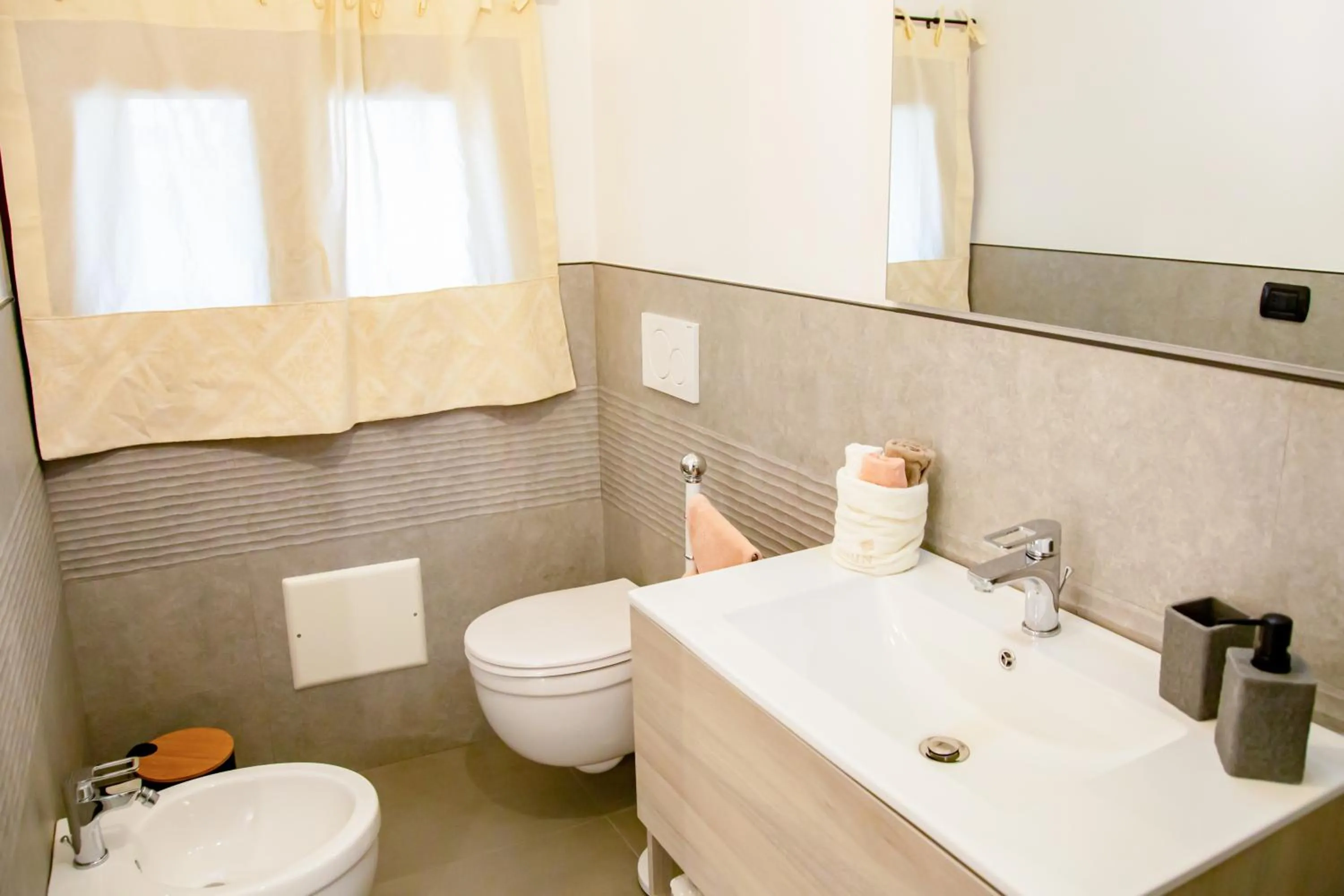 Toilet in A Mos Veure B&B