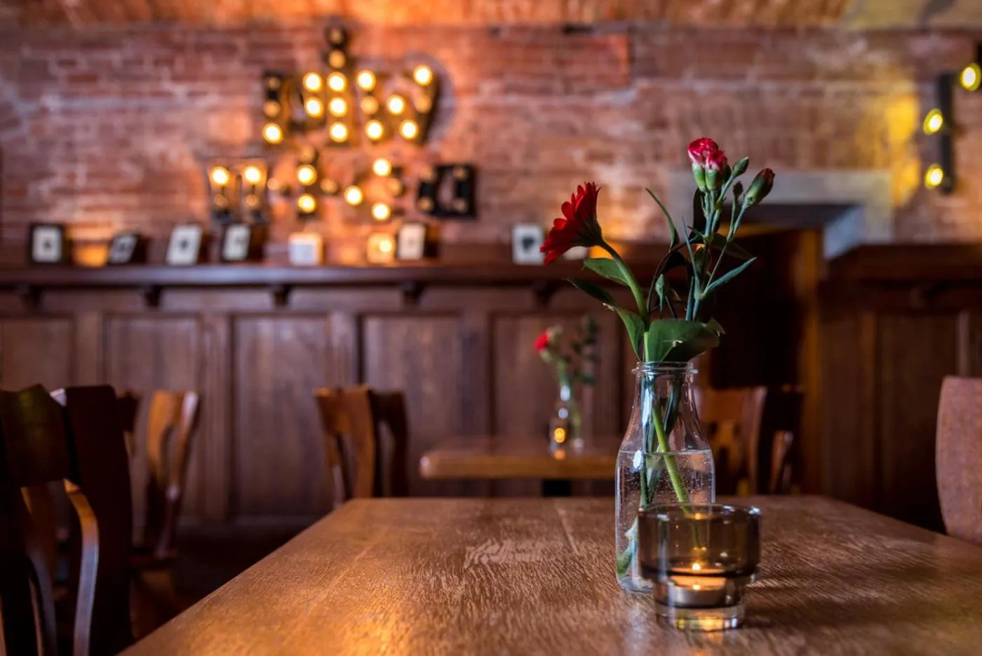 Restaurant/places to eat in Pałac Bielawa