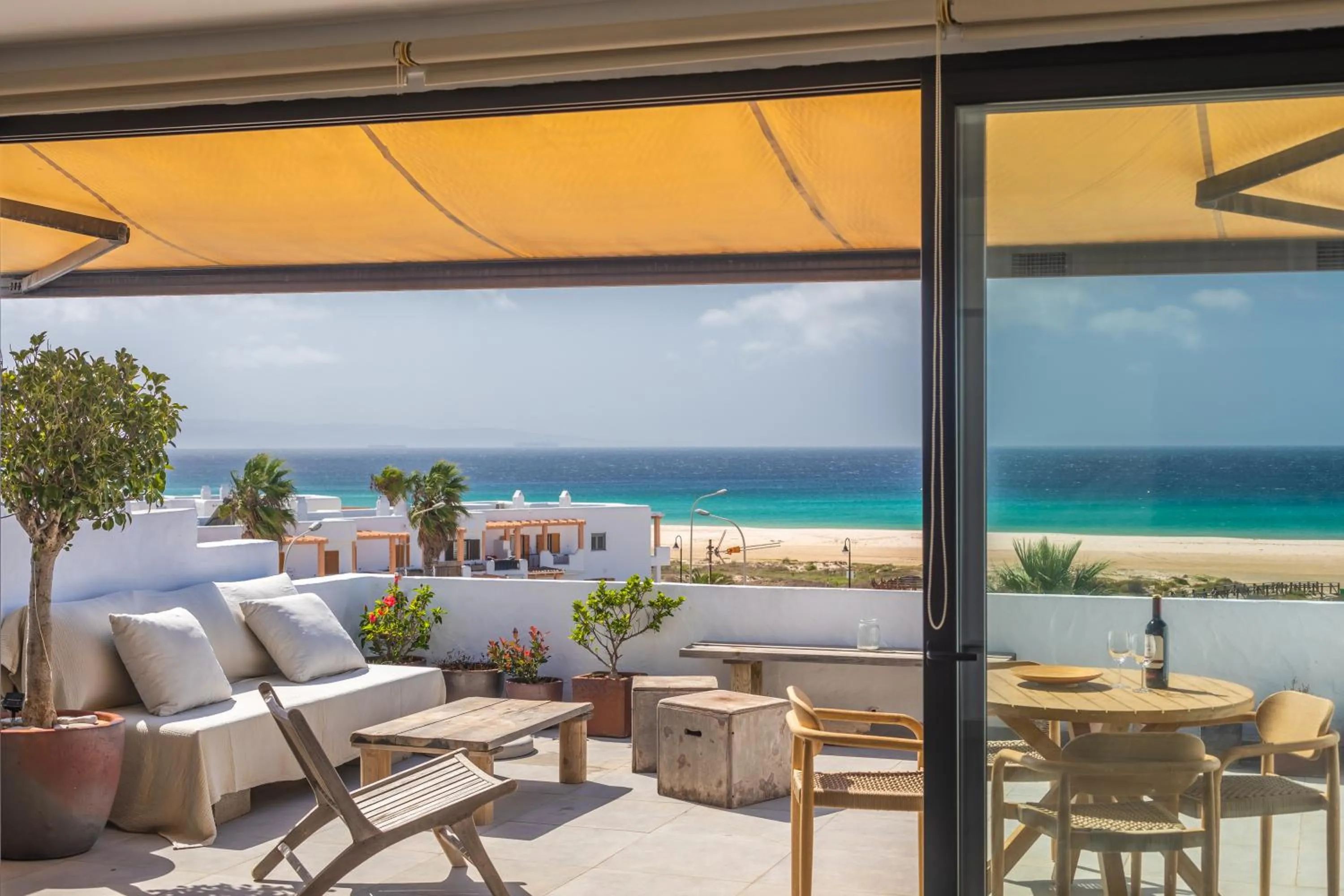 Los Lances Beach Apartments