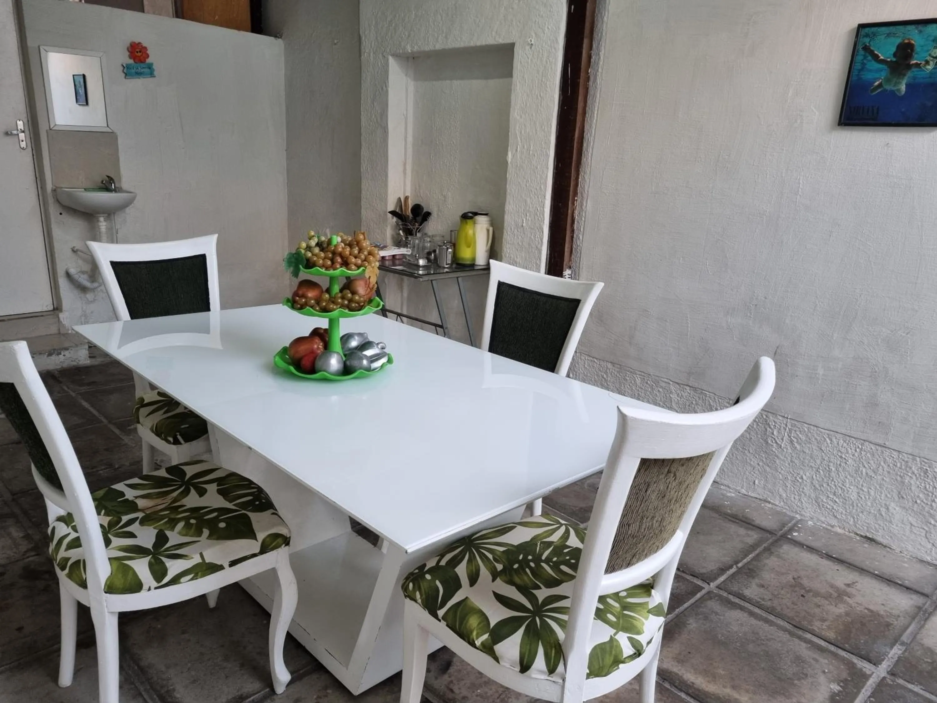 Kitchen or kitchenette in Casa da Esquina Pousada