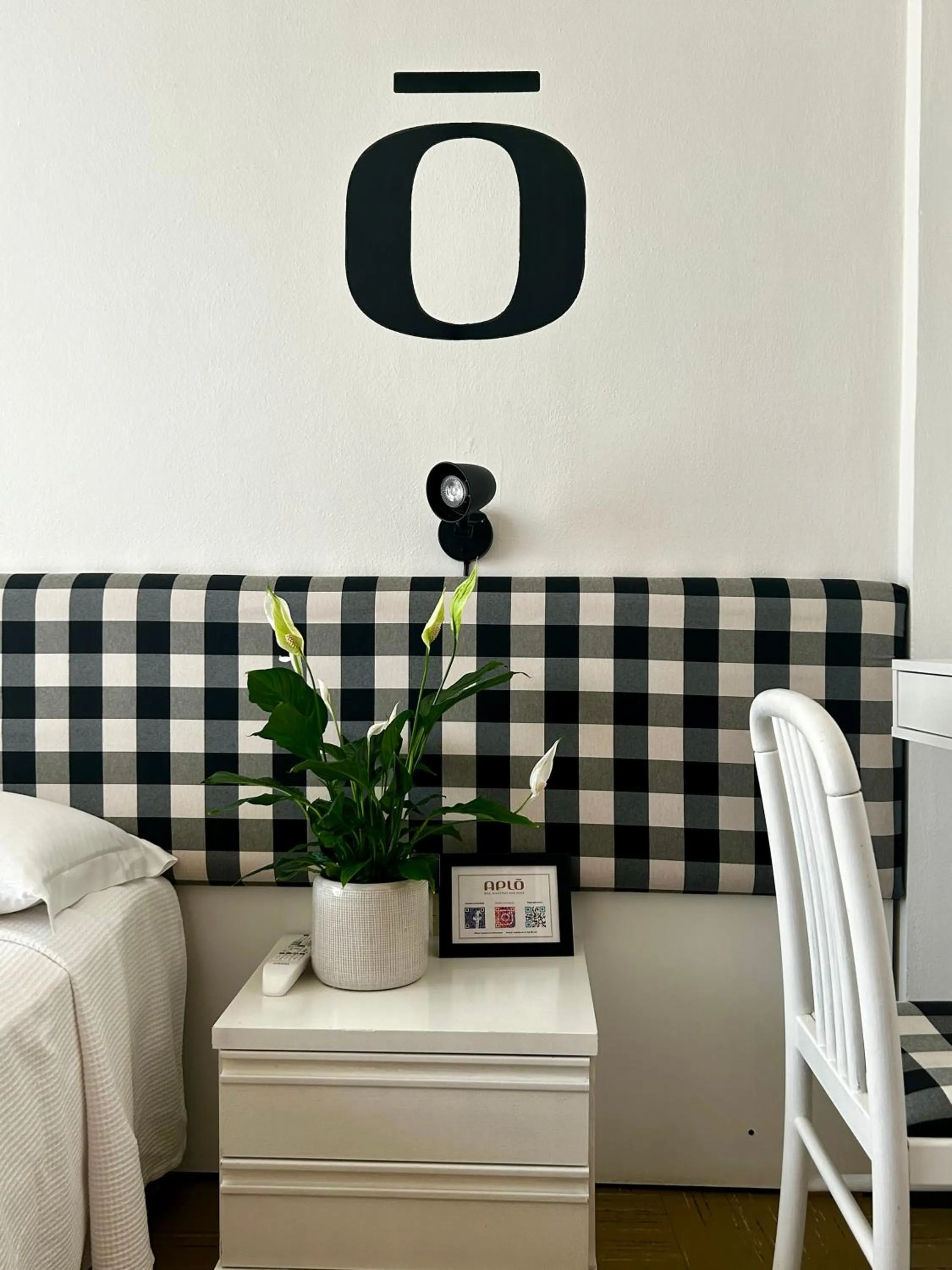 Bed in Hotel Aplo - Breakfast Experience