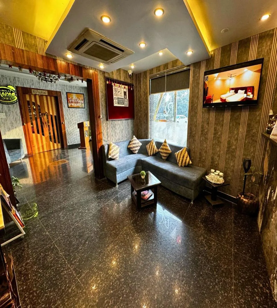 Lobby or reception in Hotel Runway Inn